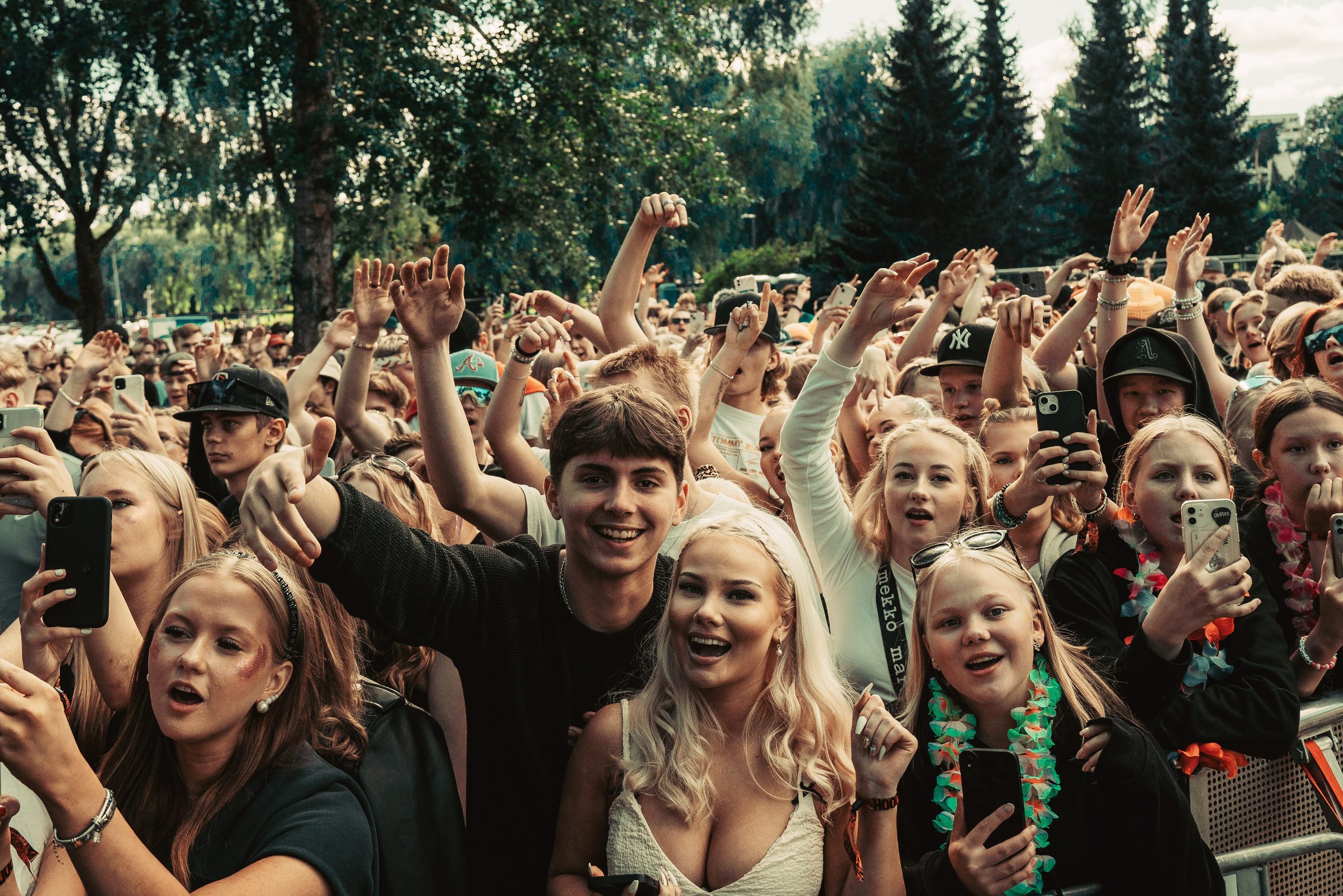 Festarit. VEKE MEDIA