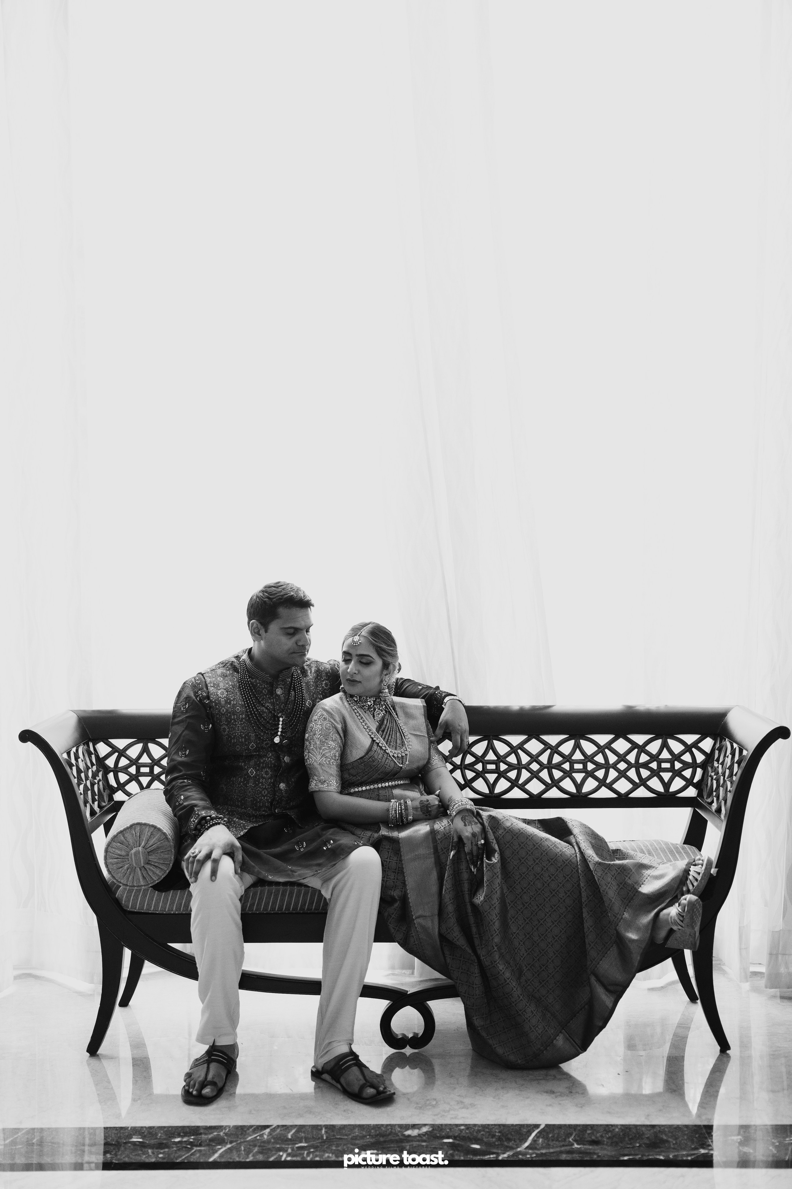 South Indian Wedding Ft. Aashna & Rajiv. Fine art Wedding Photographers in India & Canada