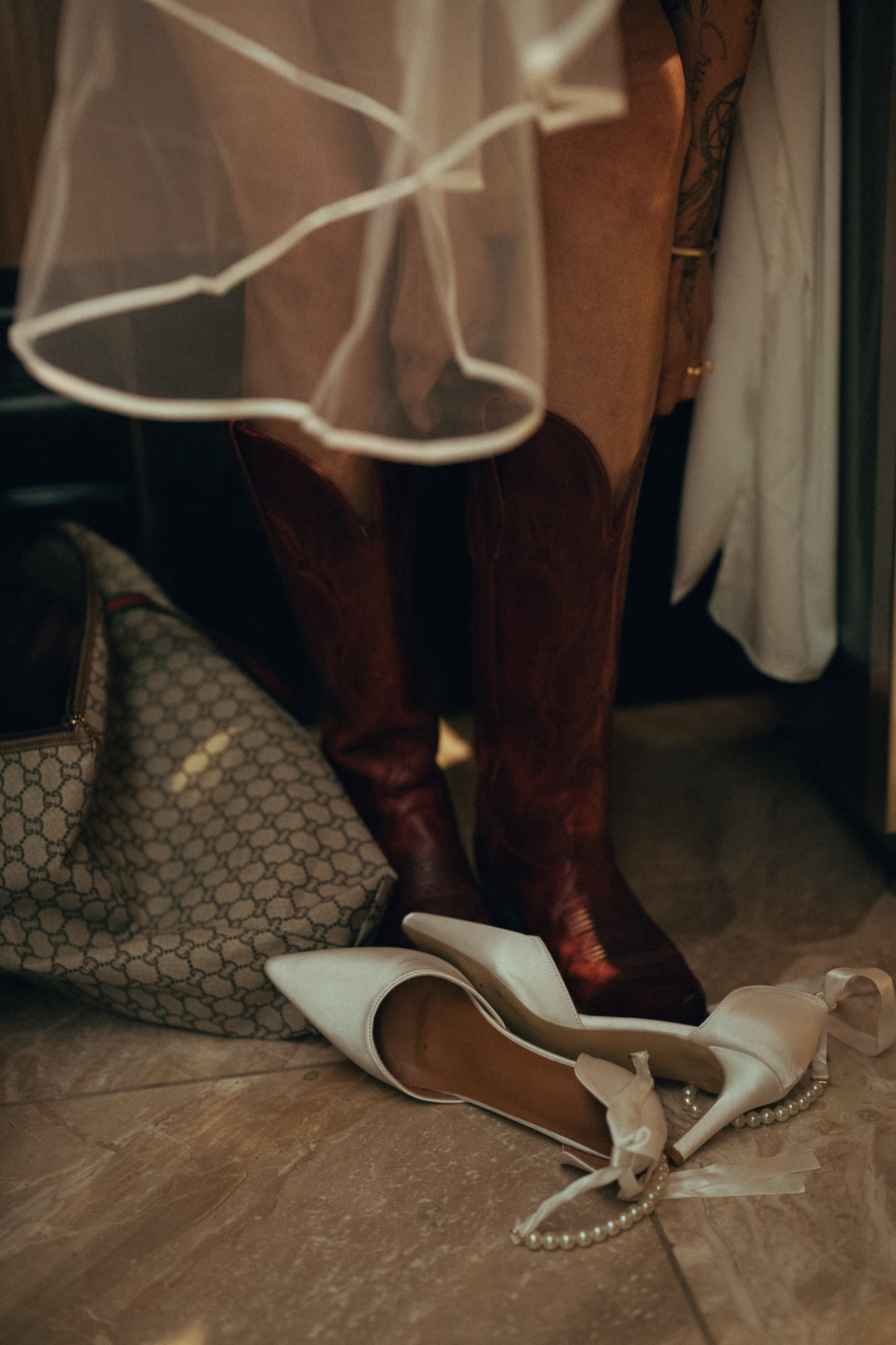 Michelle&Omar. 25 Anniversary. Wedding & elopement photographer Viktoriya Kravtsov. Las Vegas