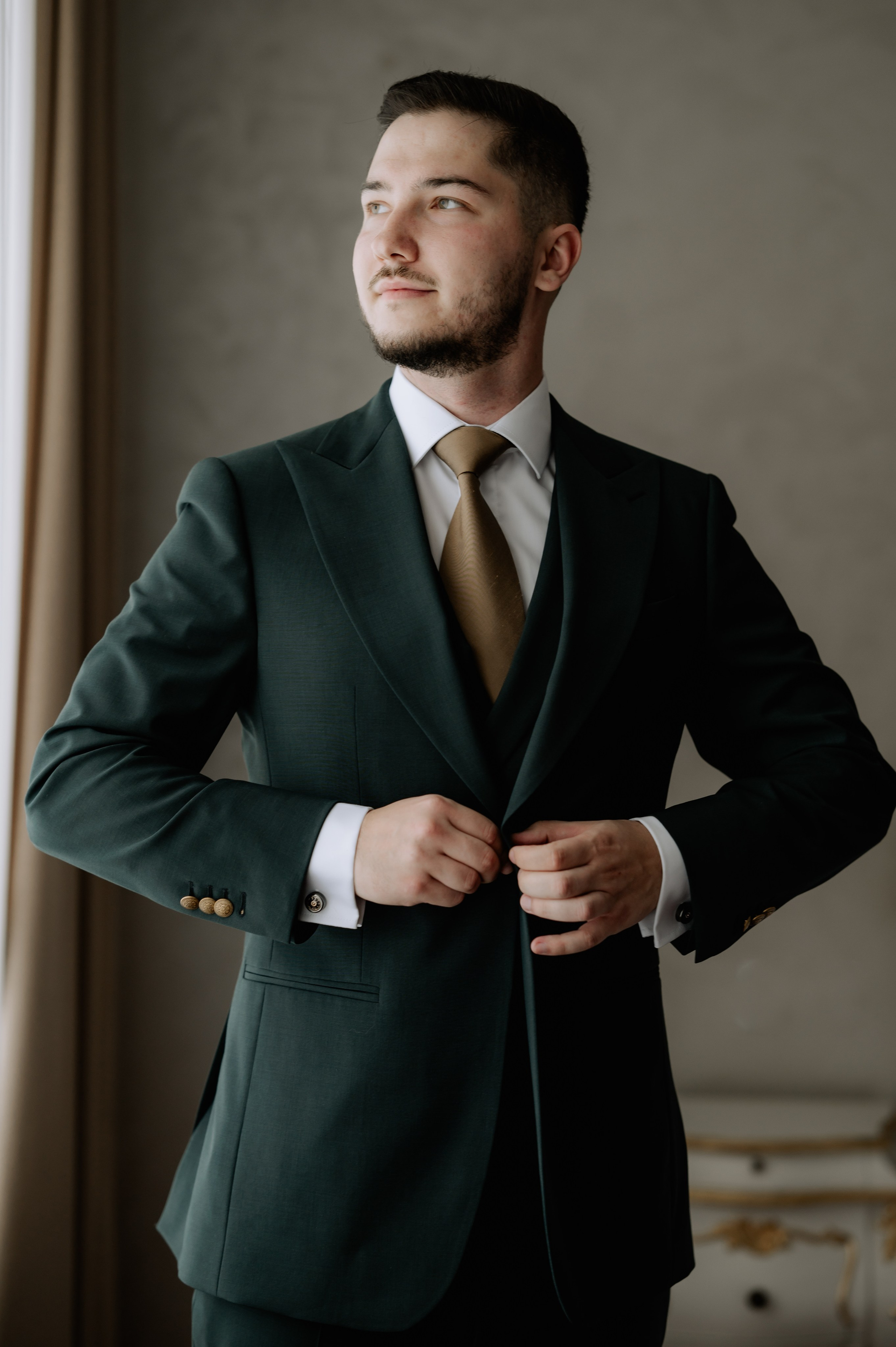 Nunta la Hotel Capitol Iasi. Proud Vision Weddings | Wedding Photography & Film — Servicii profesionale Foto Video Nunta Iasi