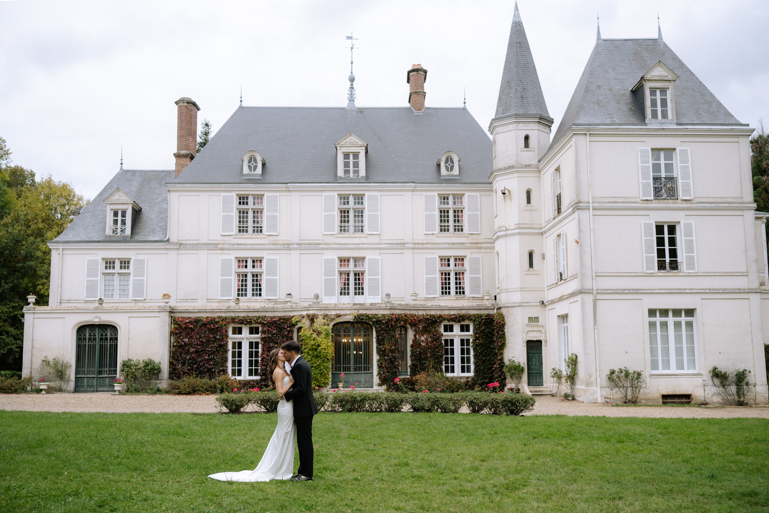 Ana + Marko | Paris. Proud Vision Weddings | Wedding Photography & Films — Servicii profesionale Foto Video Nunta Iasi