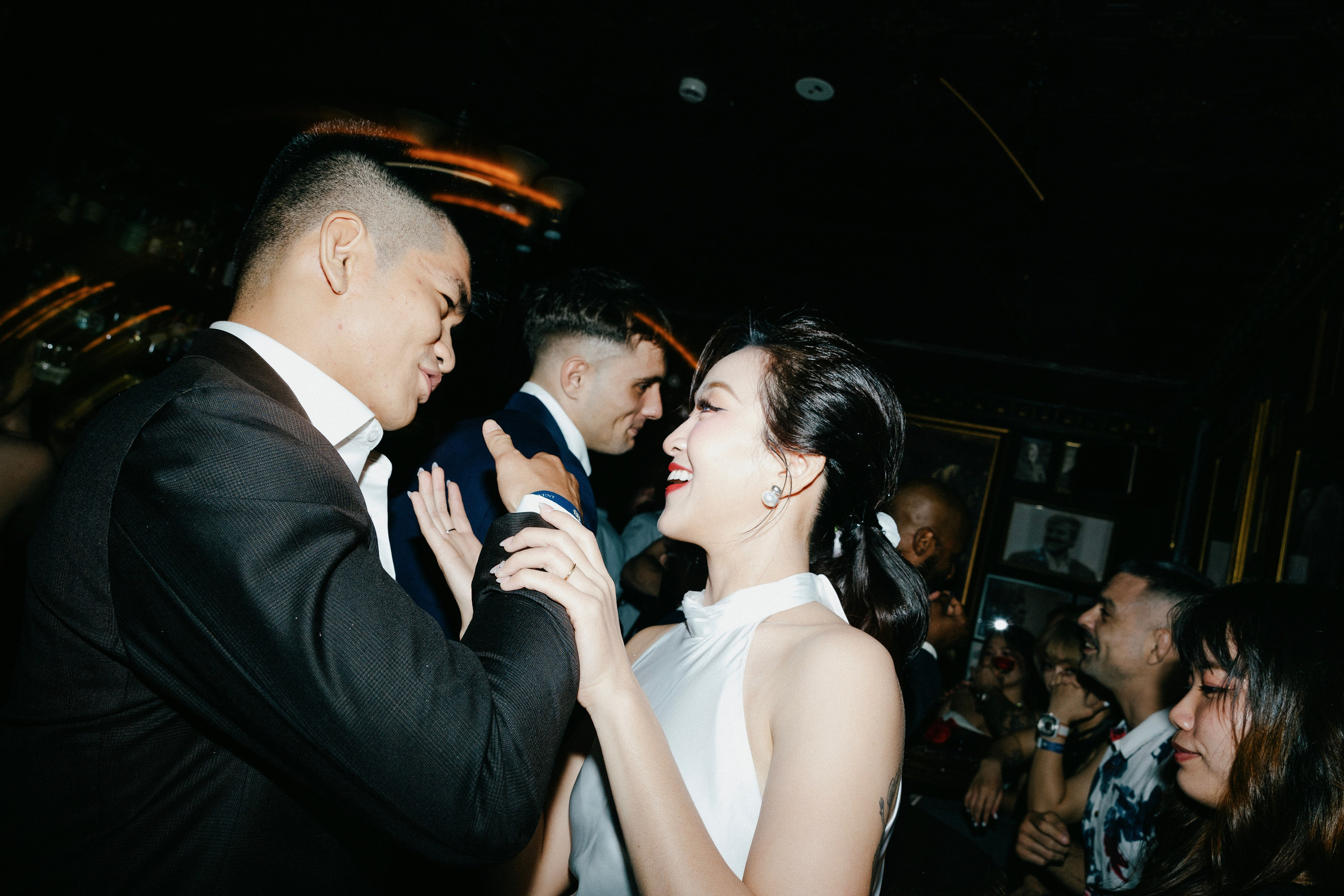HIEP & TRINH / After wedding. Nhiếp ảnh gia đám cưới hàng đầu tại Thành Phố Hồ Chí Minh