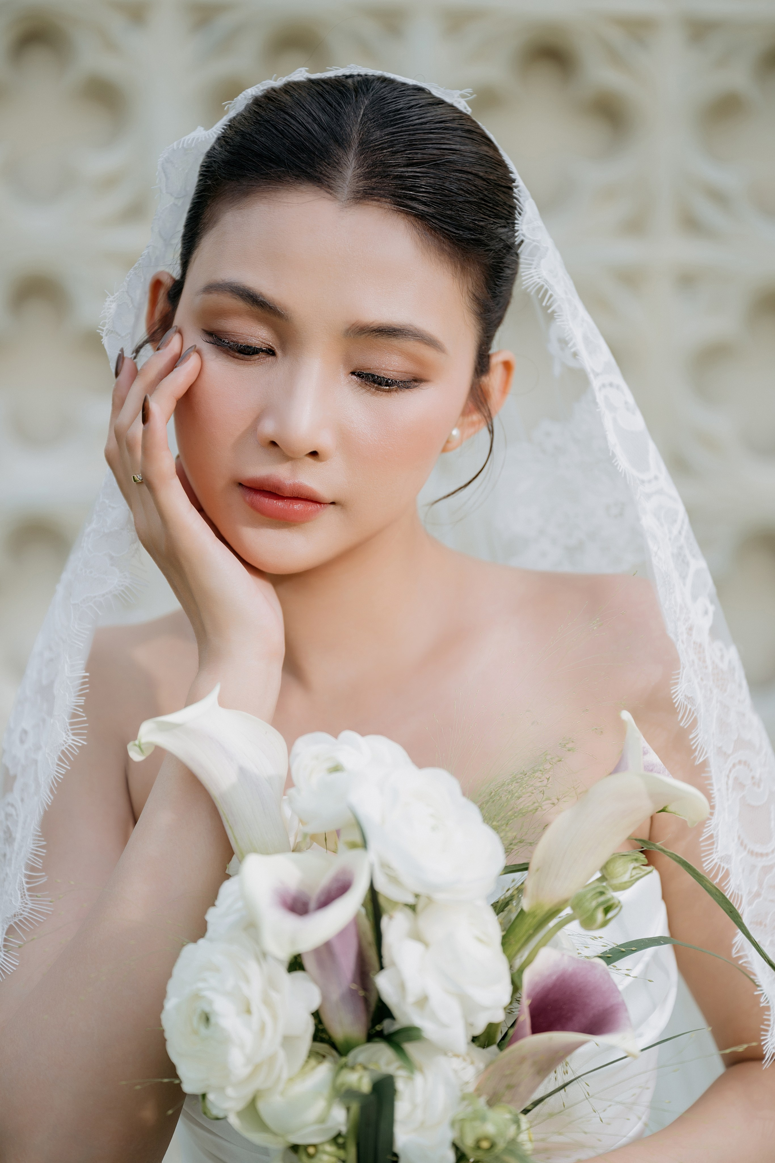 THU & NHU / An garden. Saigon Wedding Present | Art Beyond Moments