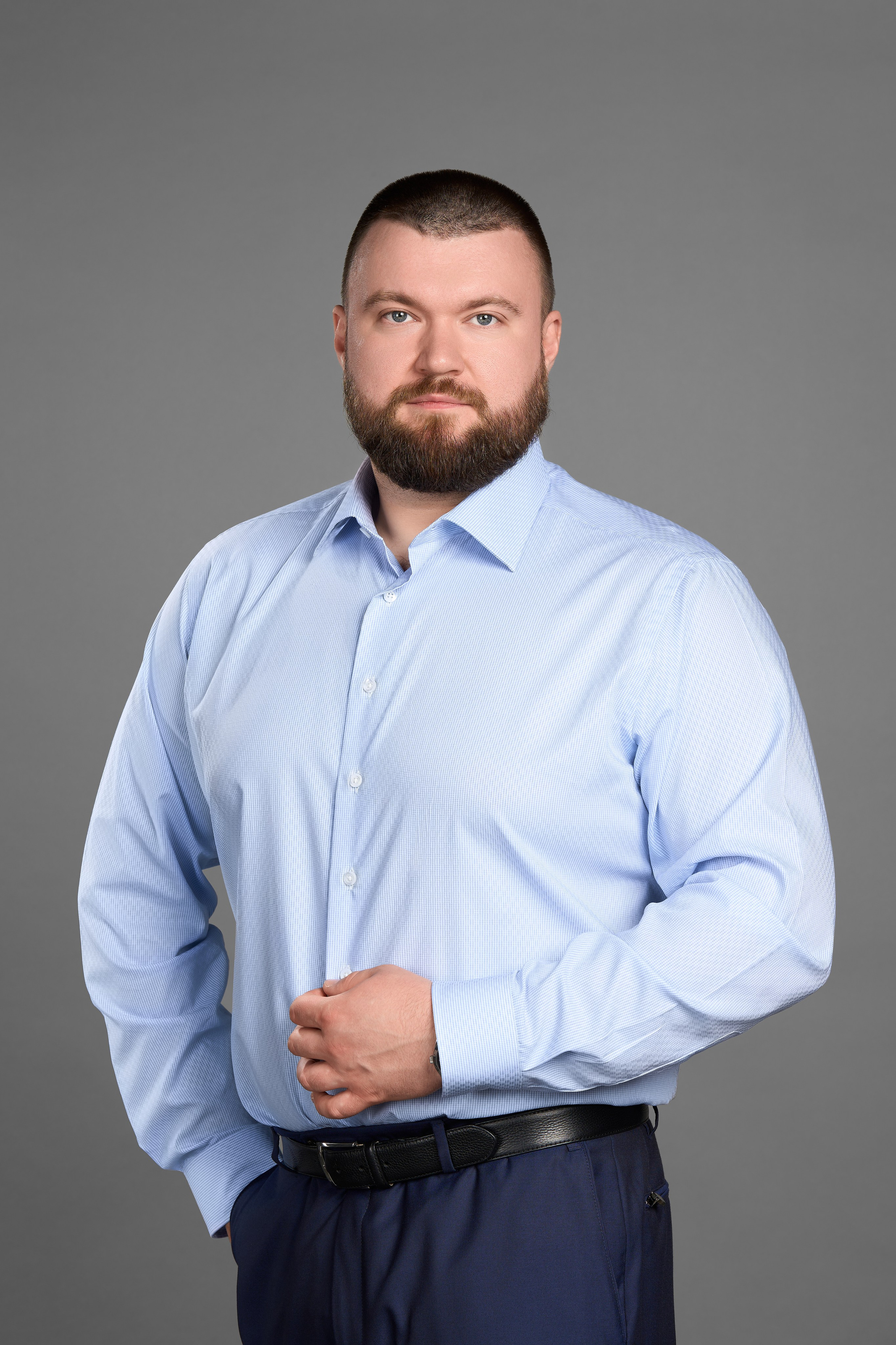 Professional Headshots. AluxAmor Photography | Winnipeg Photographers