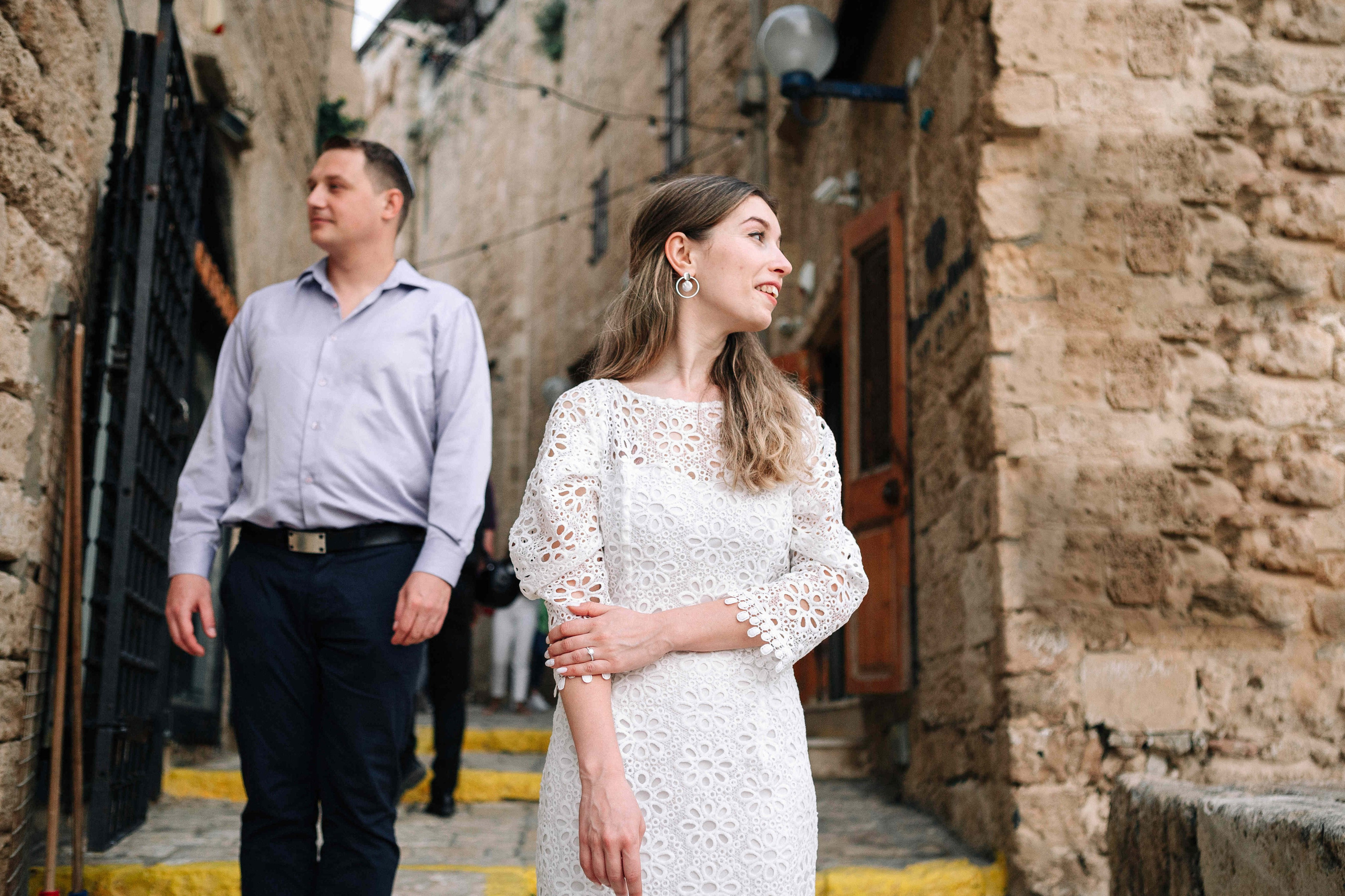 LOVERS IN JAFFO. PHOTOGRAPHER IN ISRAEL