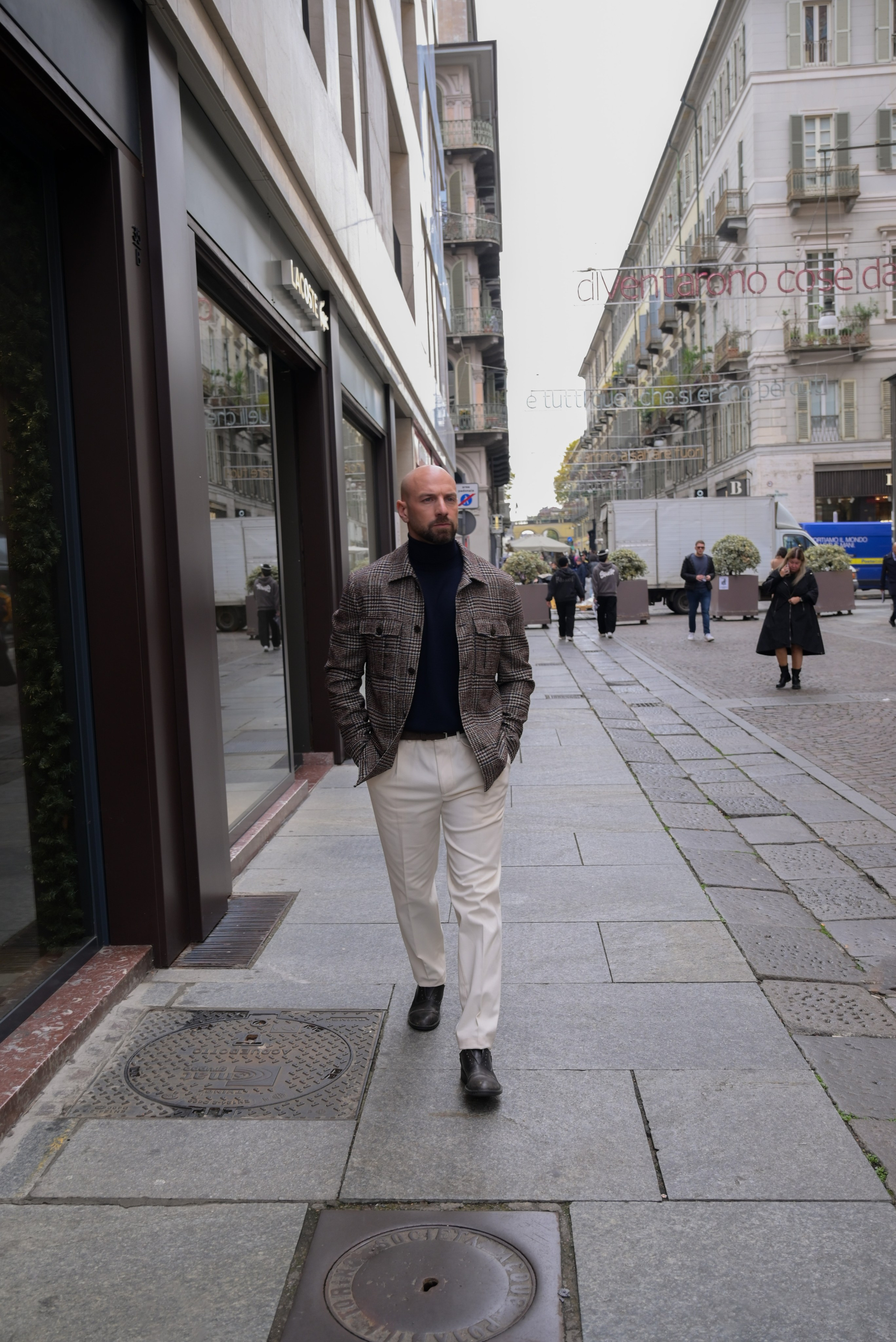 LANIERI - CONTENUTI PER IL PUNTO DI VENDITA DI TORINO