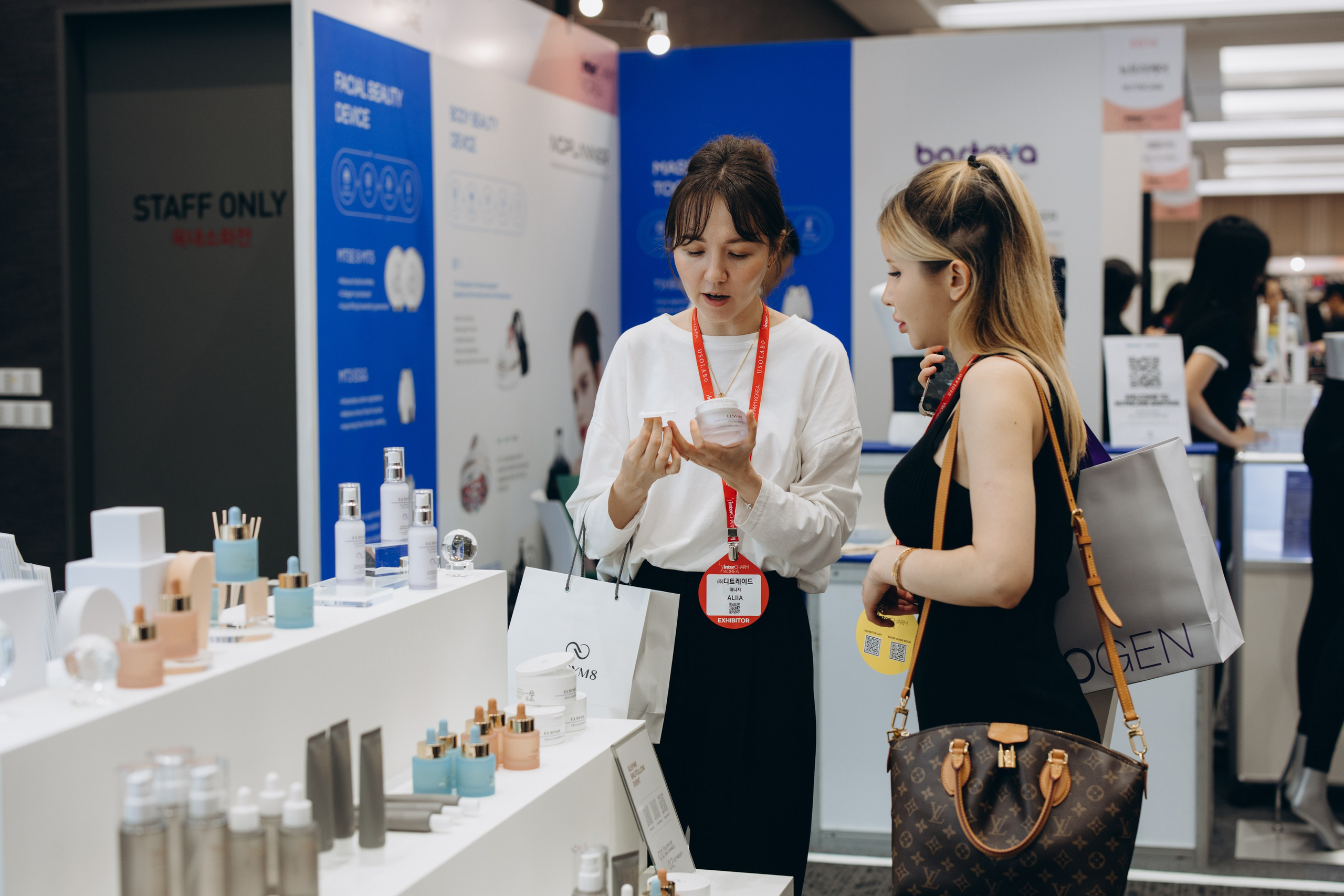 Inter charm Korea 2024 (ELSYM8). Portrait photographer in South Korea Olga Lian