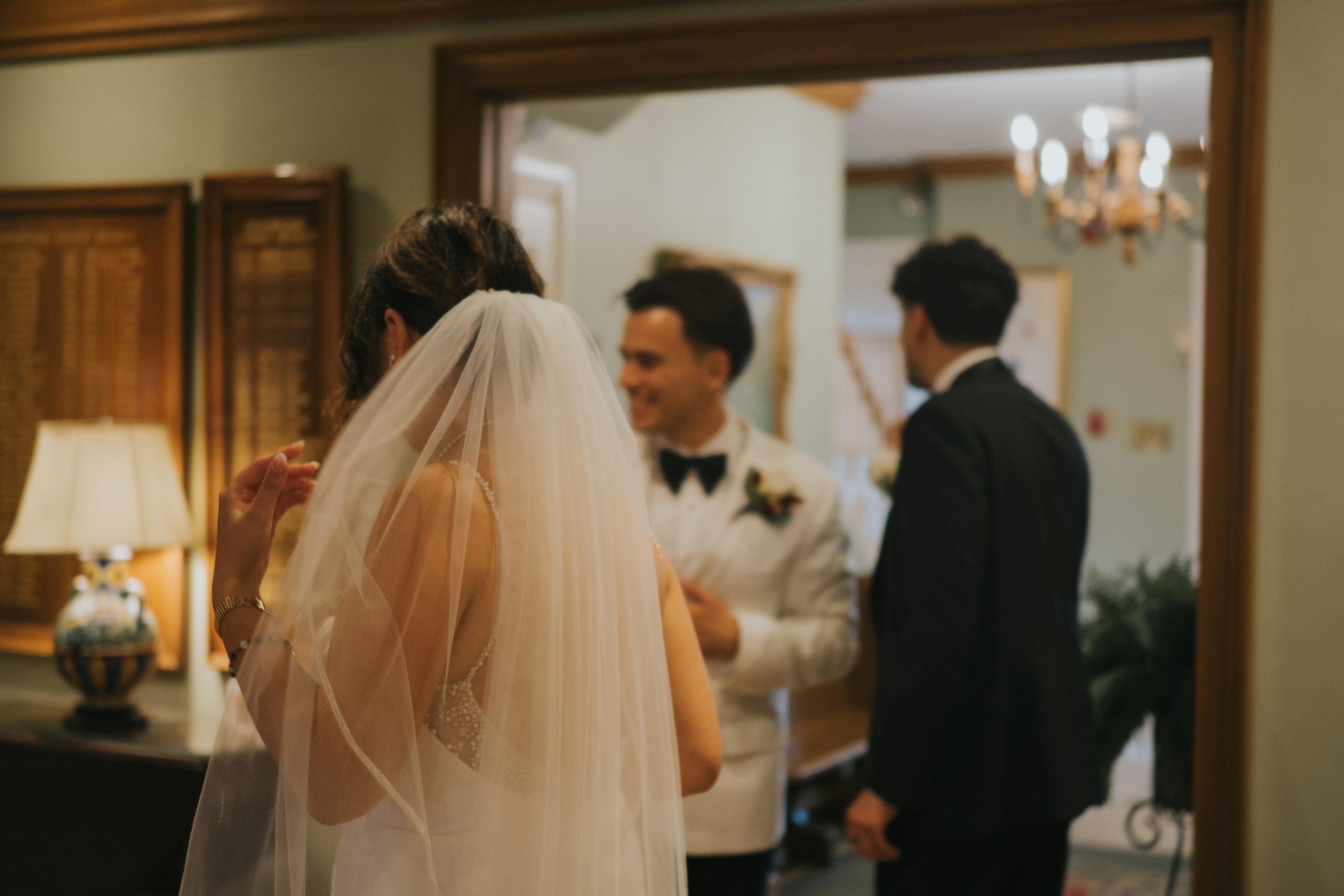 Wedding of Cassandra and Loïc in Beaconsfield, Montreal. Wedding and Family Photography Montreal Muriel Oe Photo