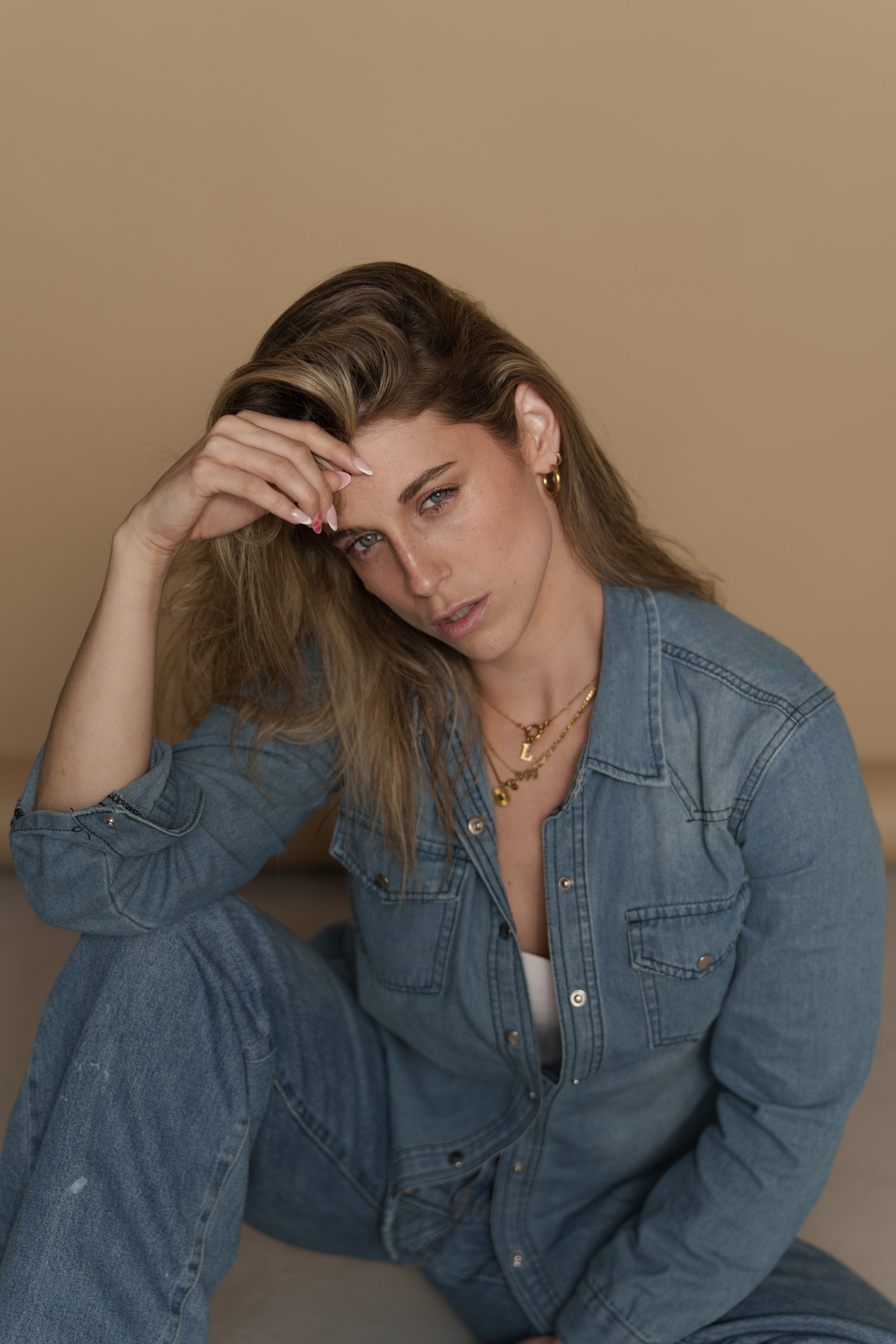 „Kölsch&Shoot“ in Cologne w/ Lisa (Set #2). URBANSTREETFILES.ART