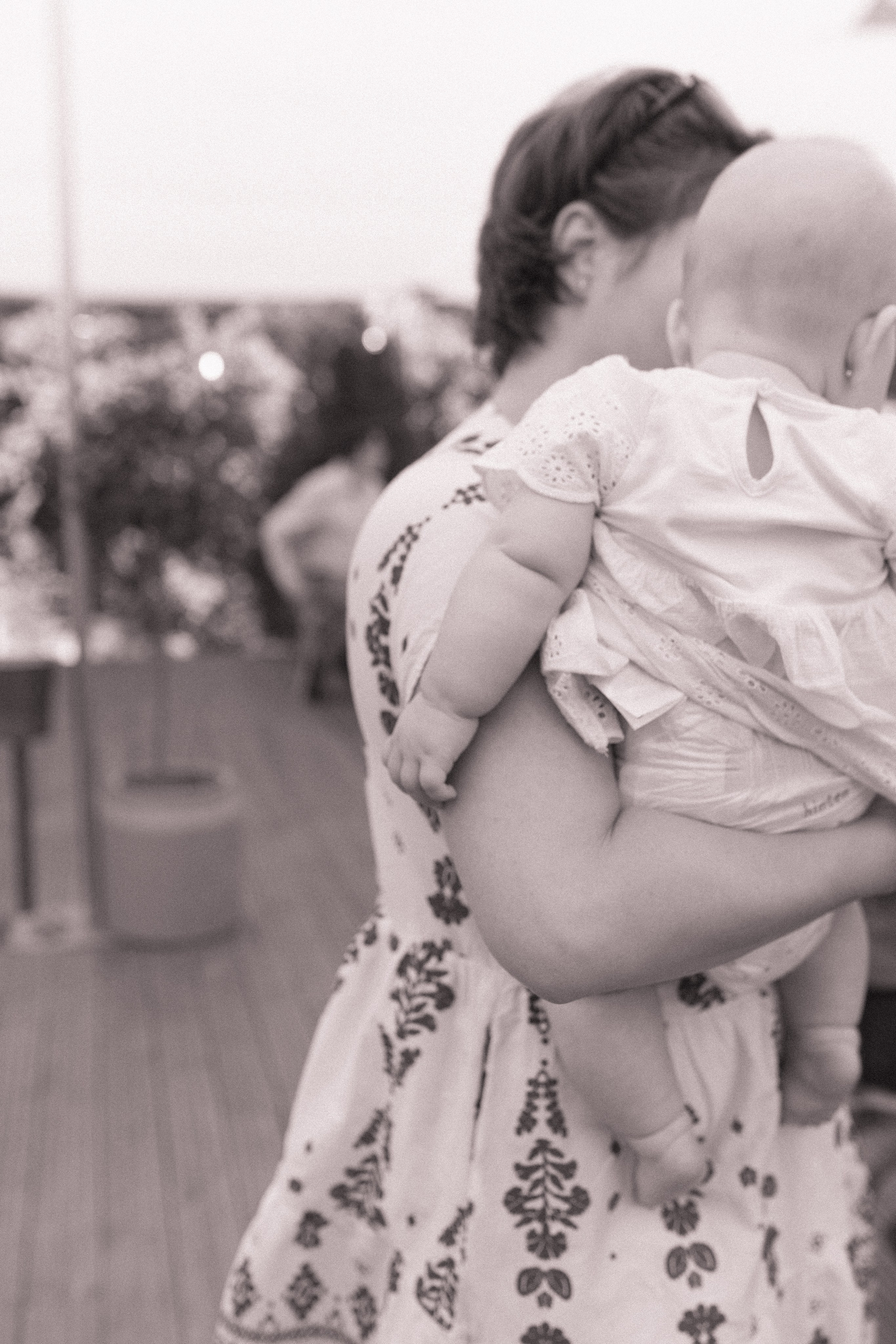 Fotografie de Eveniment Brașov: Povești Vizuale | Mădălina Beda. Madalina Beda- Artist vizual, fotograf, doula la nastere, consultant babywearing Brasov si in toata tara