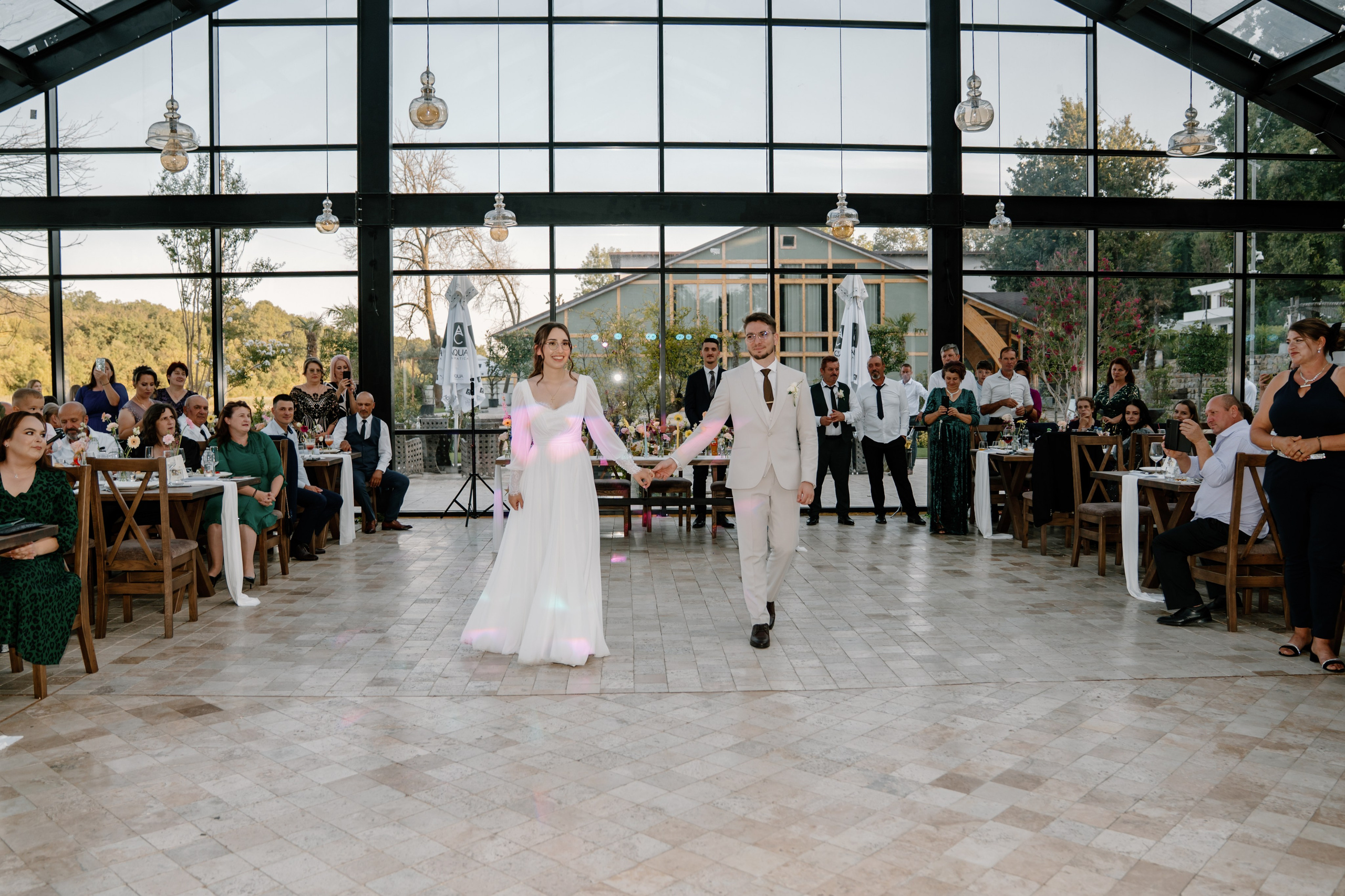 Analisa | Constantin. Gabrielacojocariu.com