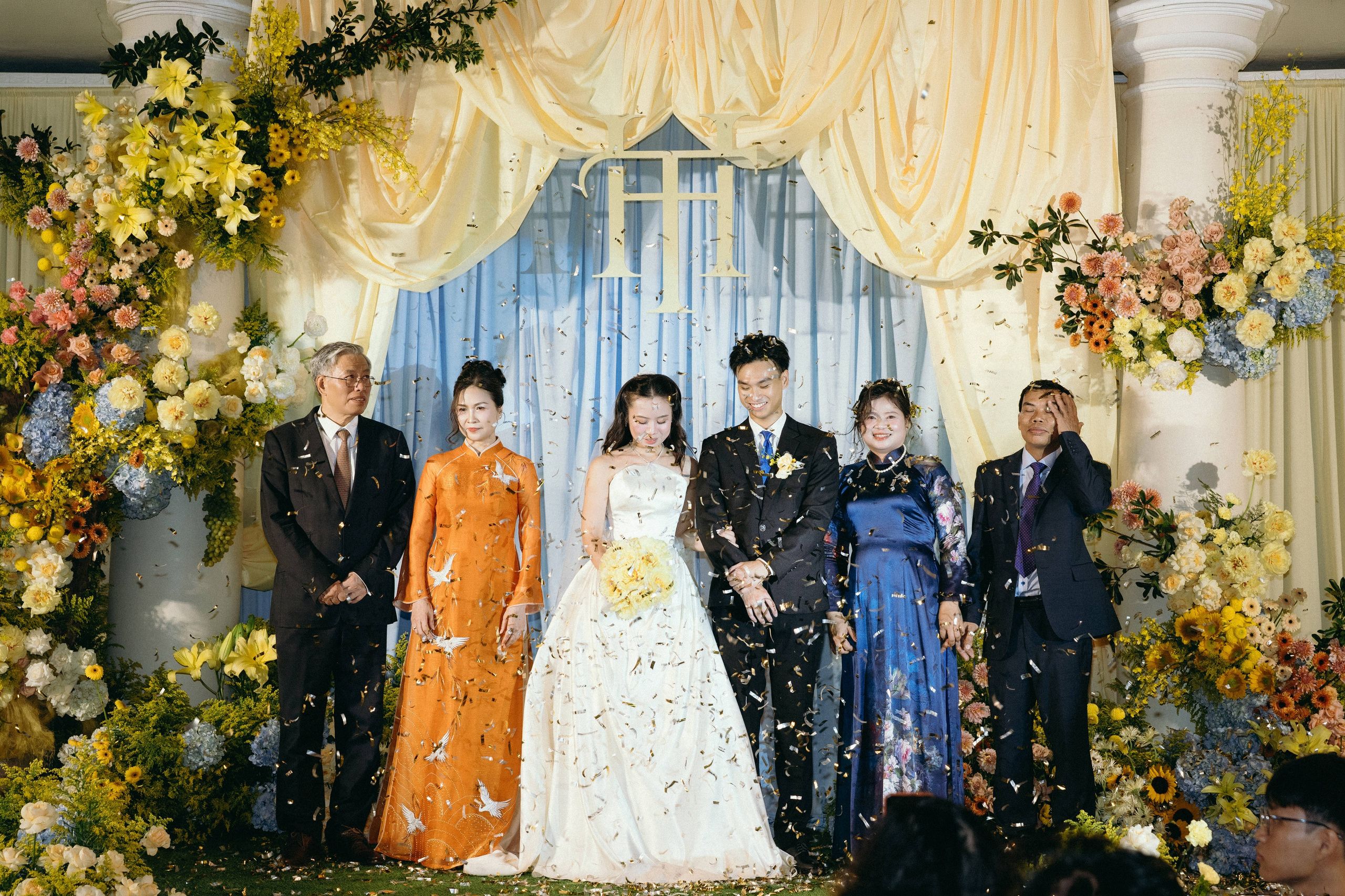 Hoang + Thuy | Photojournalism. BenColor Studio