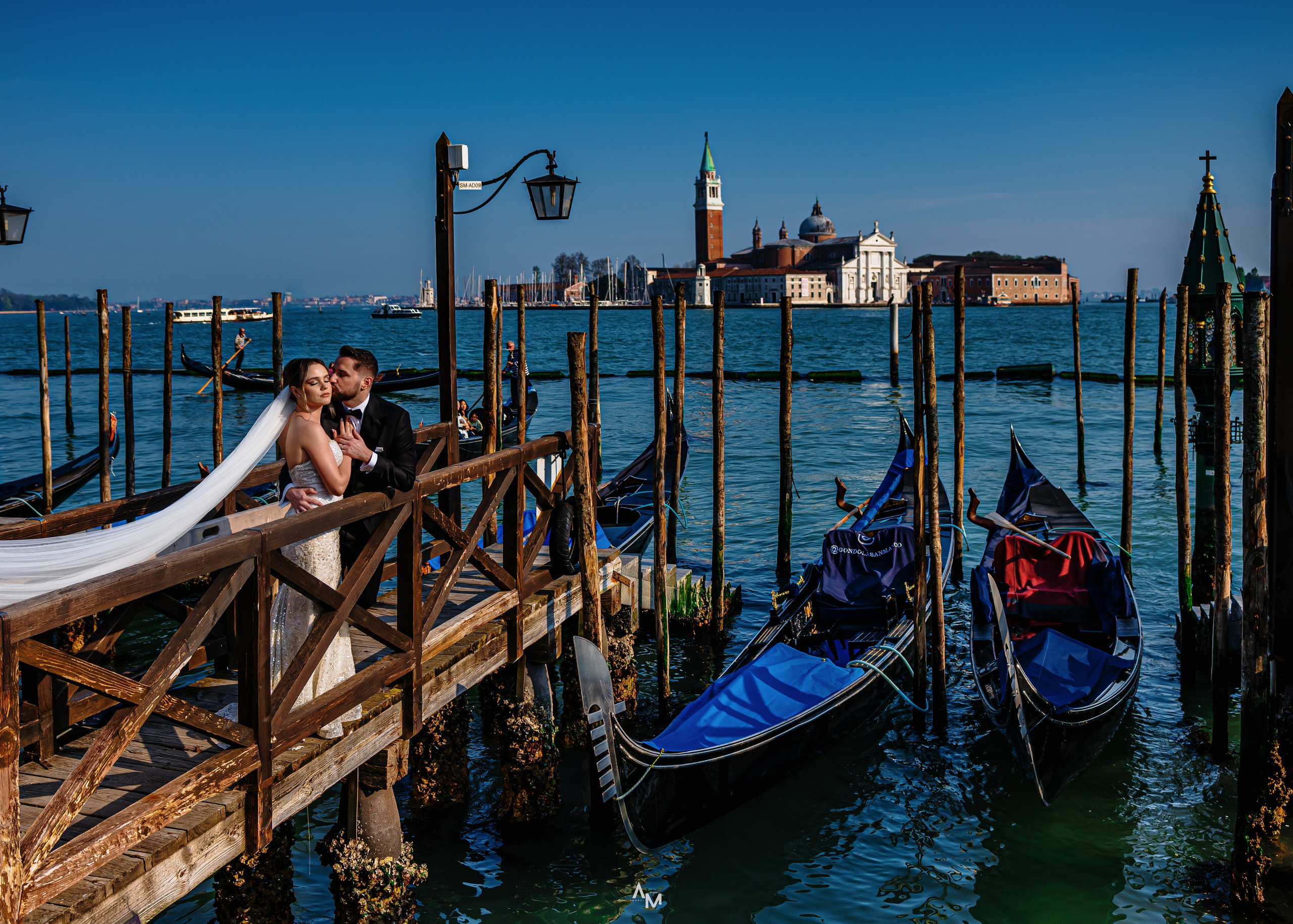 Venice Destination Wedding Photography | Cinematic Love Story