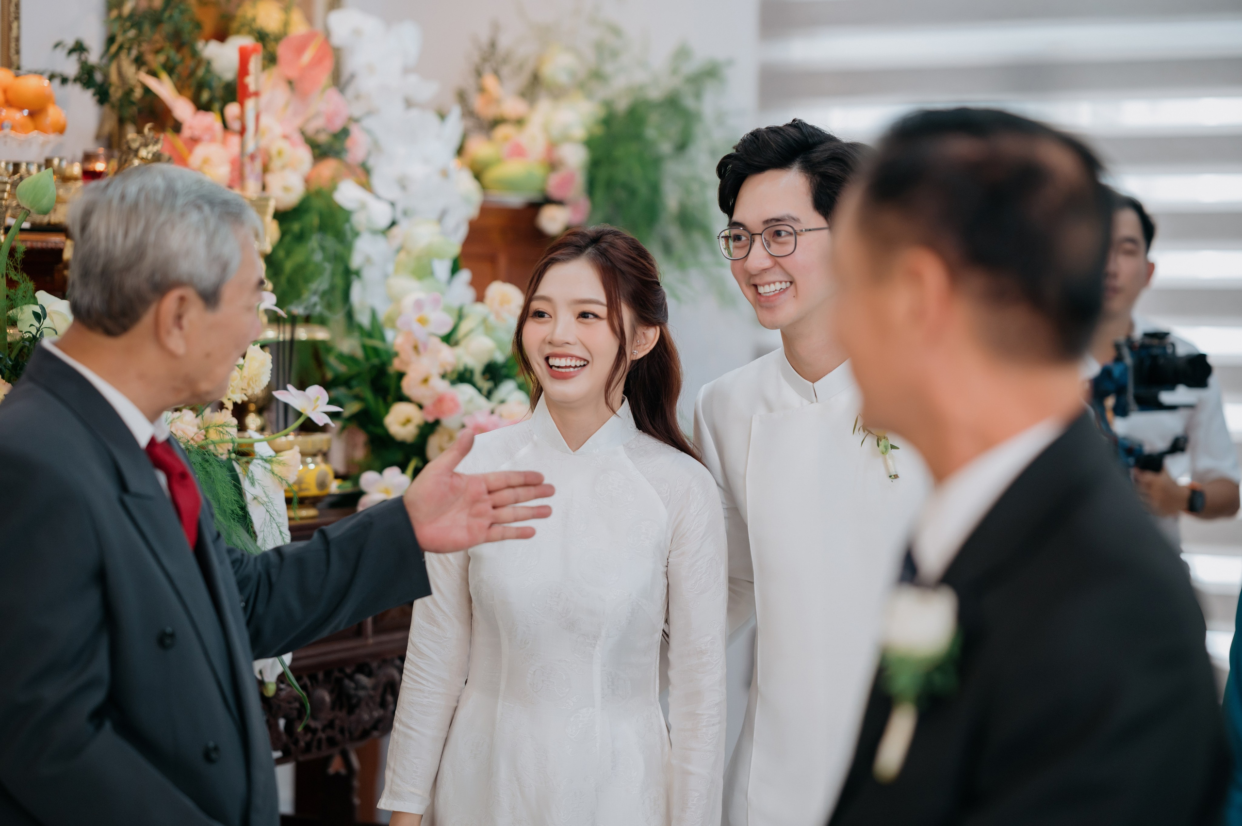 TRINH & MINH / Engagement 11.10.2024. Nhiếp ảnh gia đám cưới hàng đầu tại Thành Phố Hồ Chí Minh