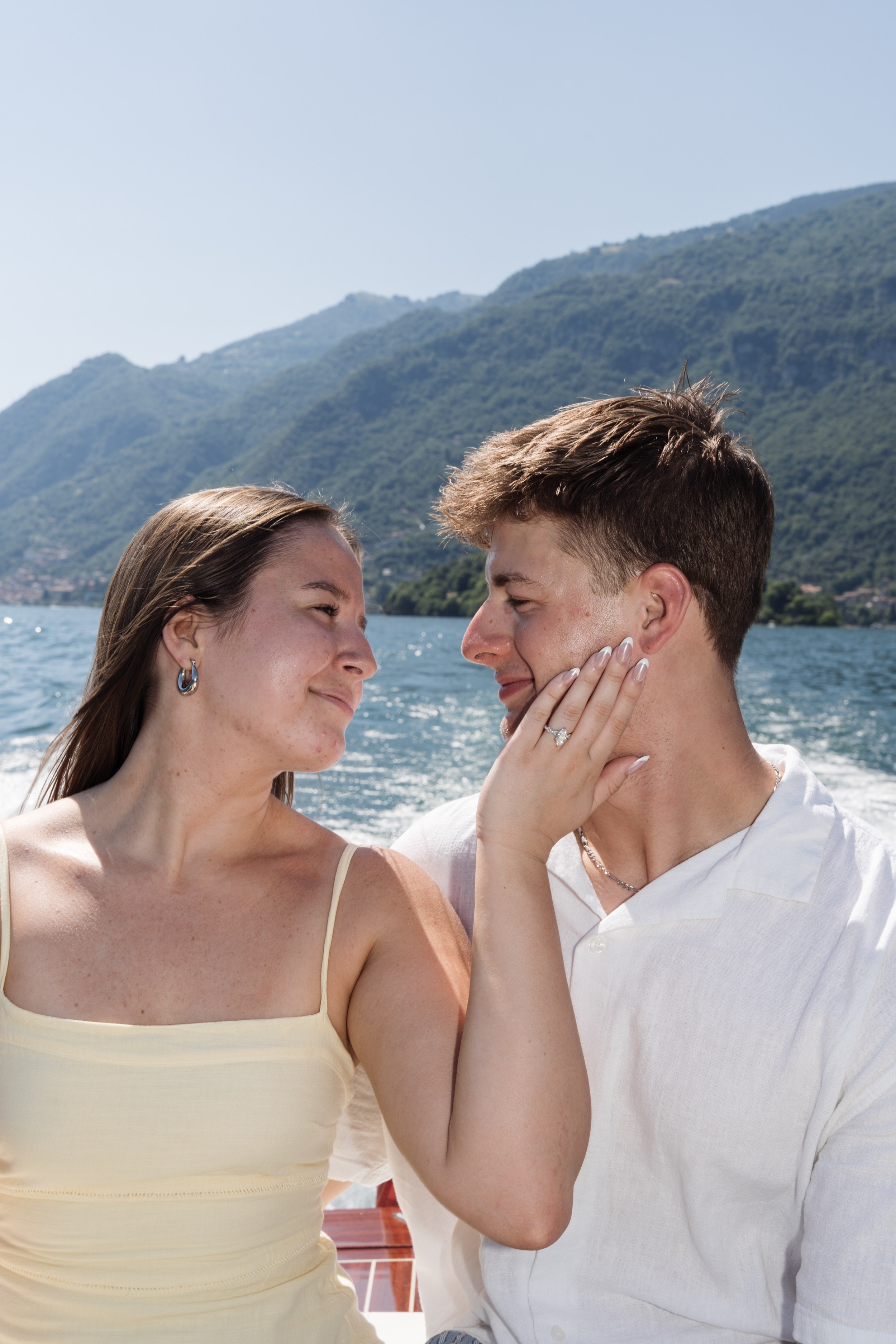 Boat Proposal in Lake Como. Lake Como Proposal Photographer | Surprise Proposals & Engagements