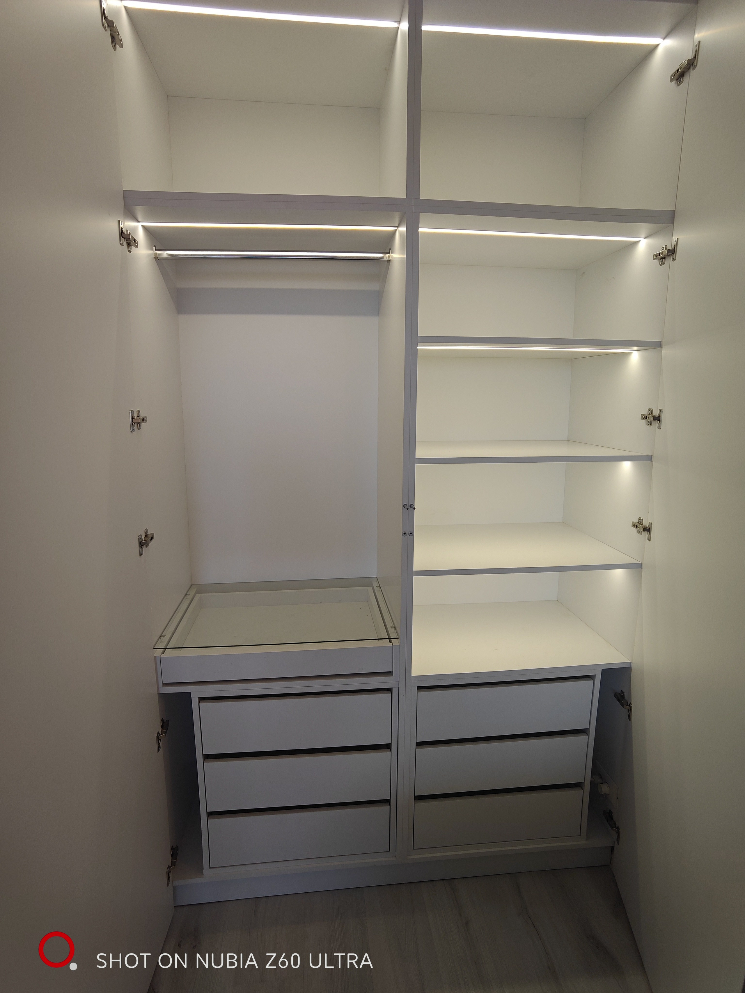 Dressing. Furniture Alexandru Turcu
