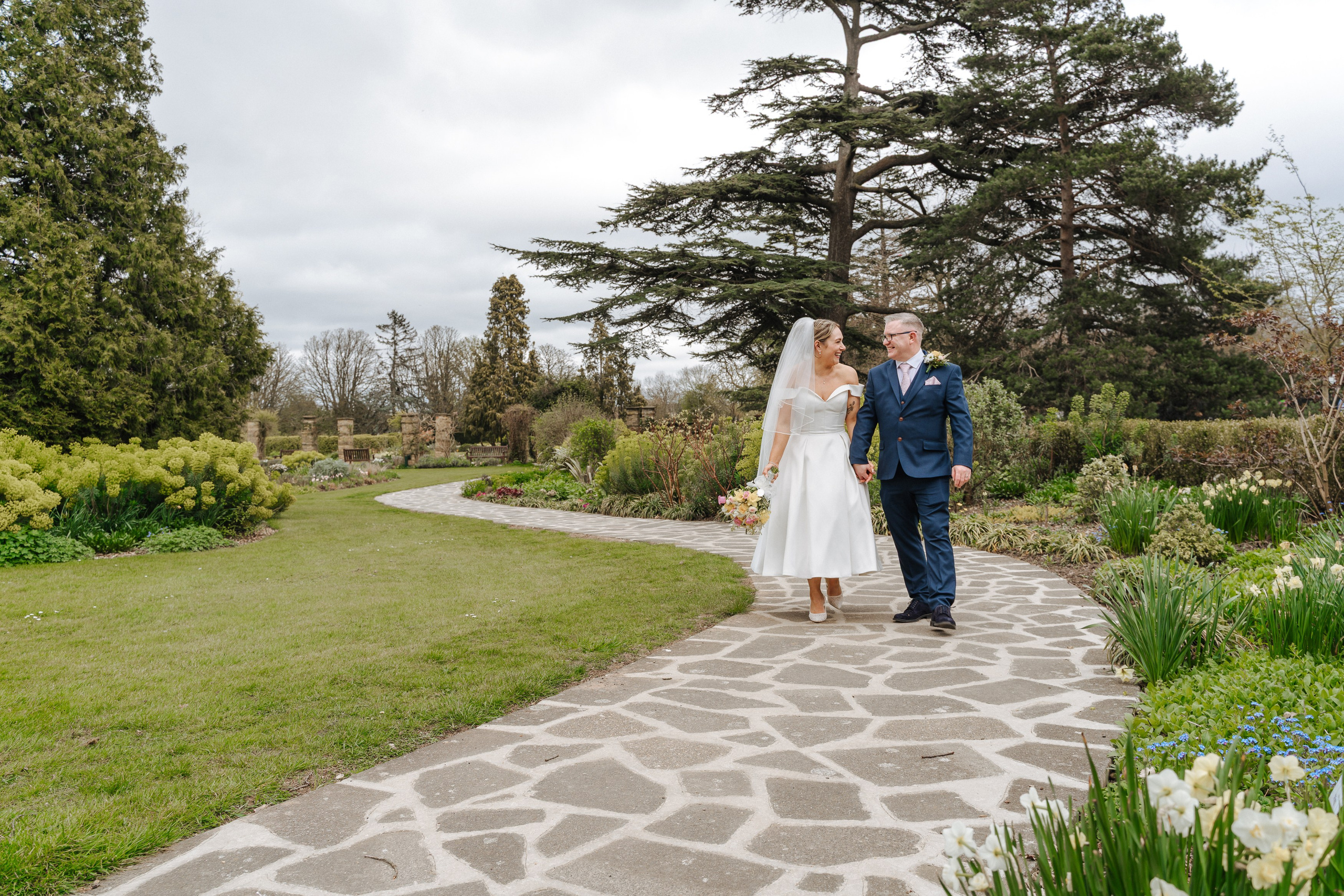 Luke and Nicola’s wedding at Danson House. Photographer in England Ekaterina Romanova