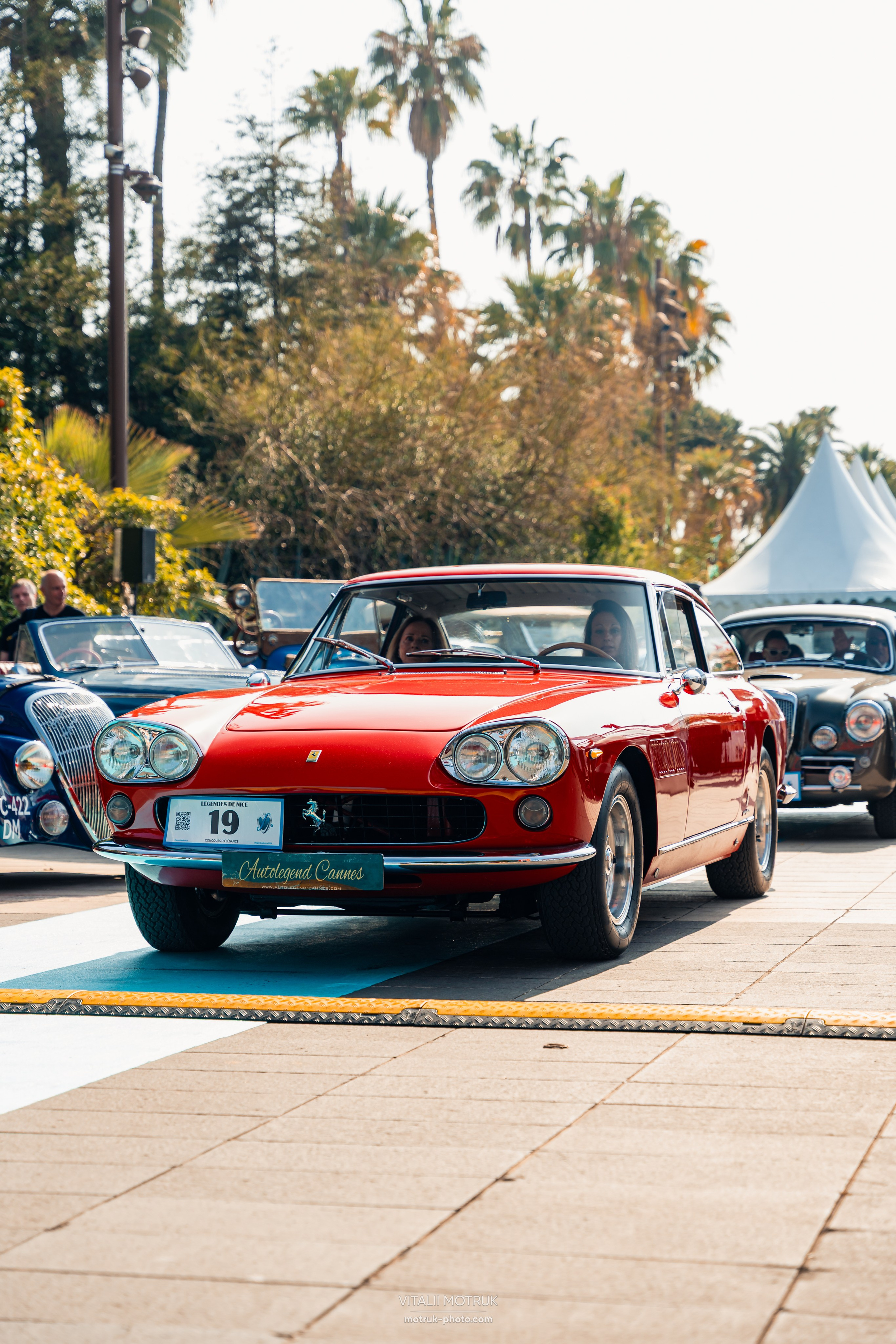 Legends de Nice. Photographe de voitures à Paris — Vitalii Motruk