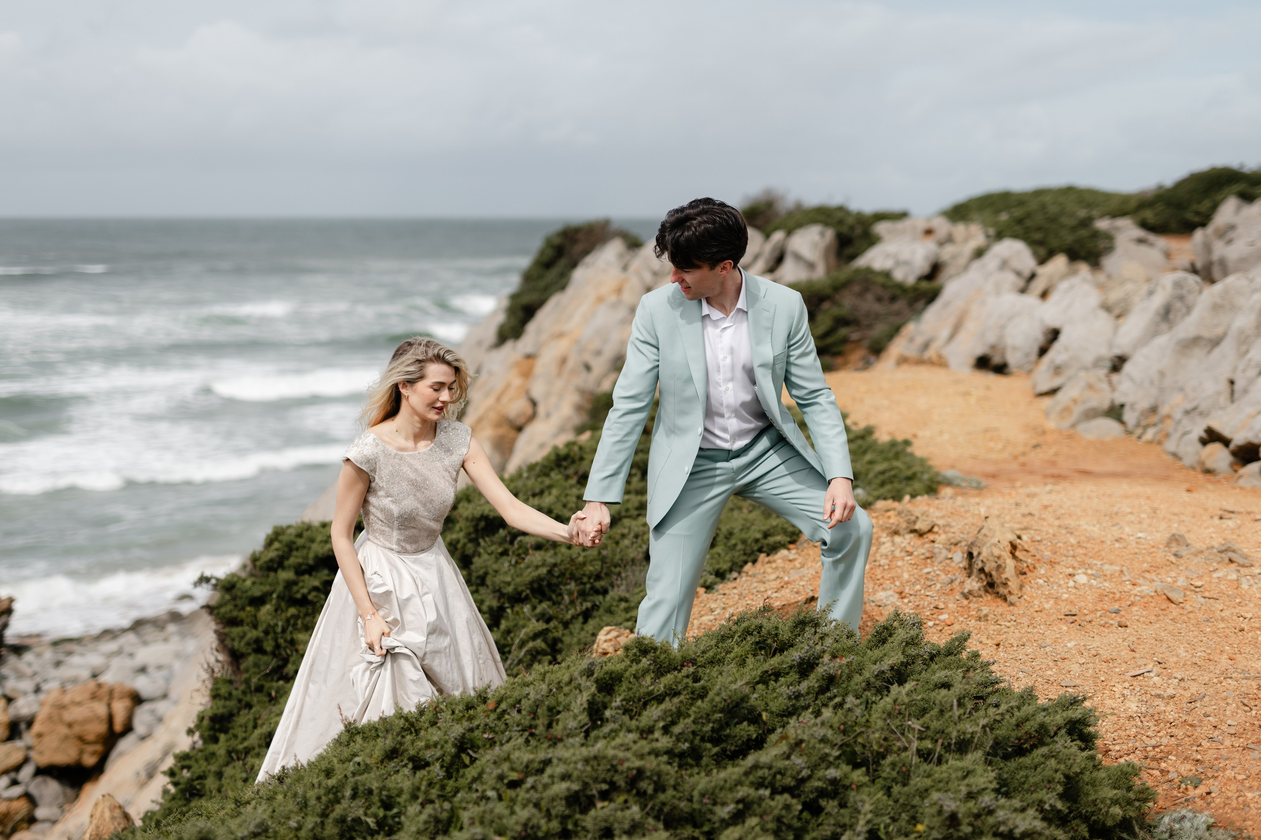 Vivien & Razvan. Main