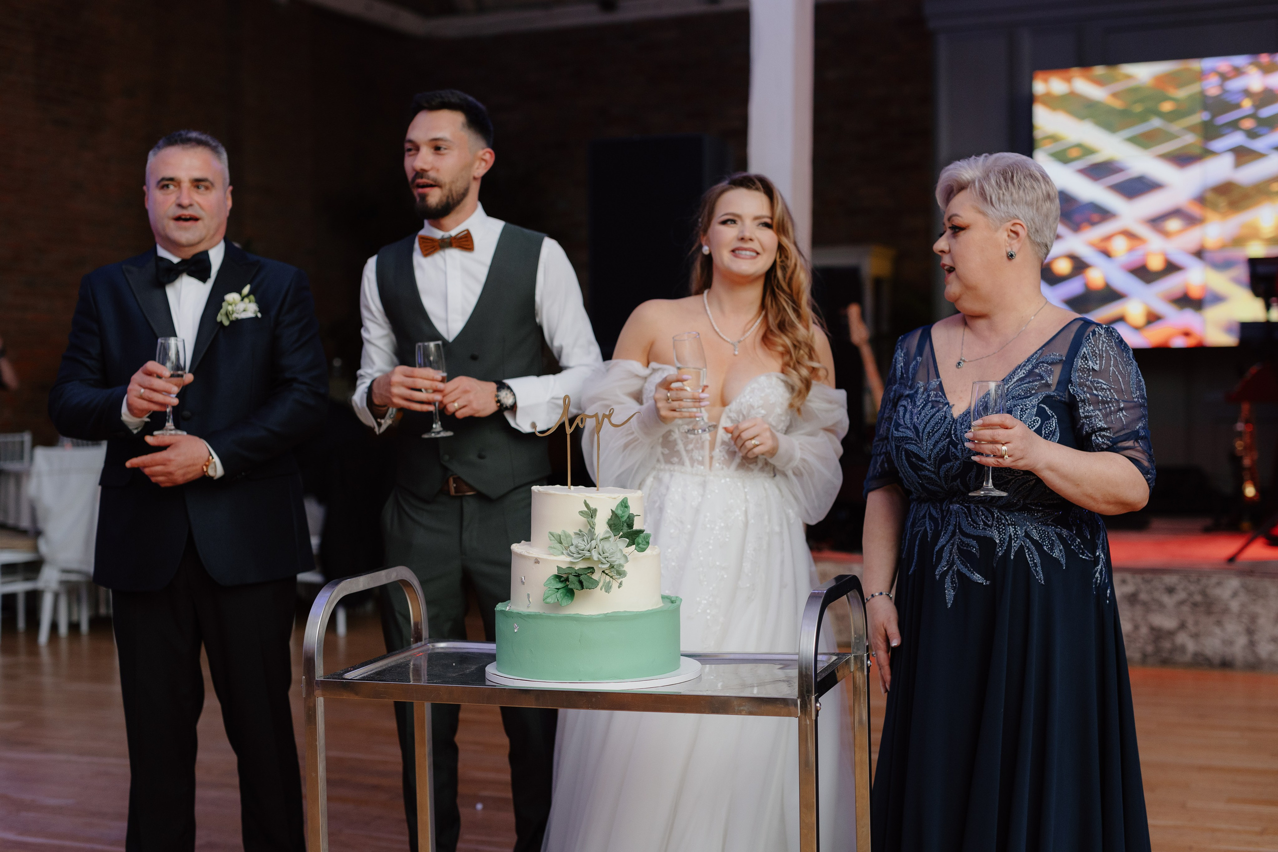 Nicoleta & Lucian. Main