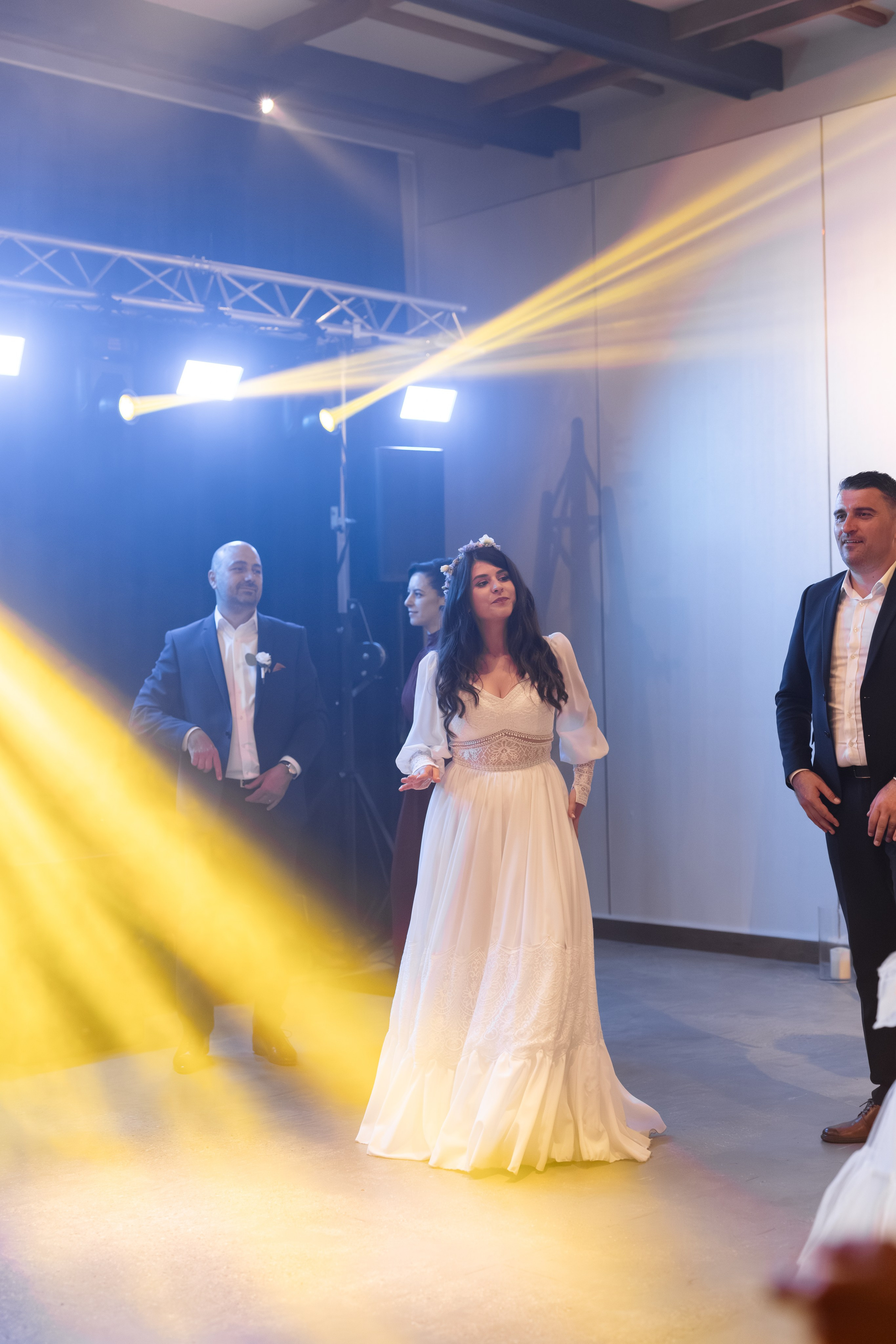 Flori & Cosmin. Main