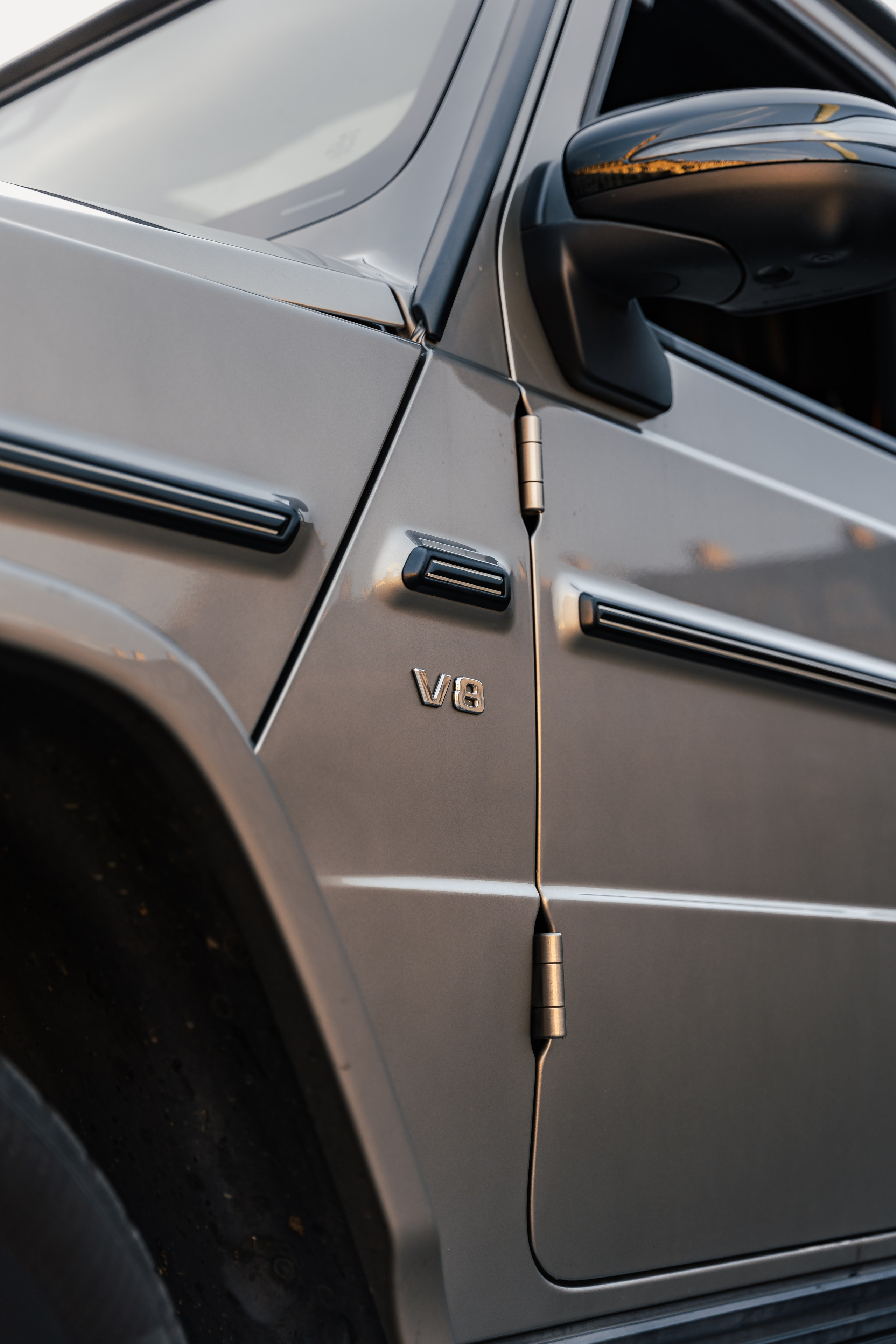 Mercedes Benz G500. Photographer in Paris — Vitalii Motruk