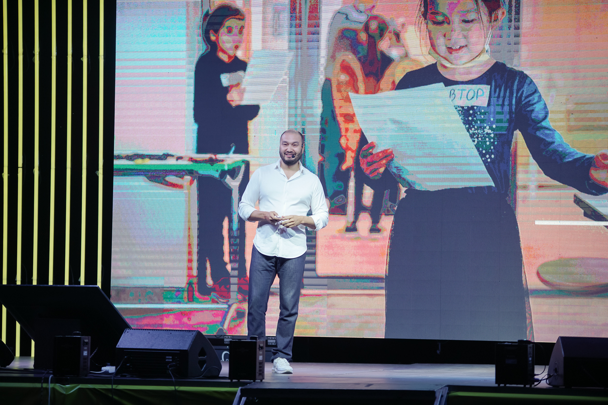 Business forum. Toktonaliev.com.kg, Семейный и детский фотограф в Бишкеке