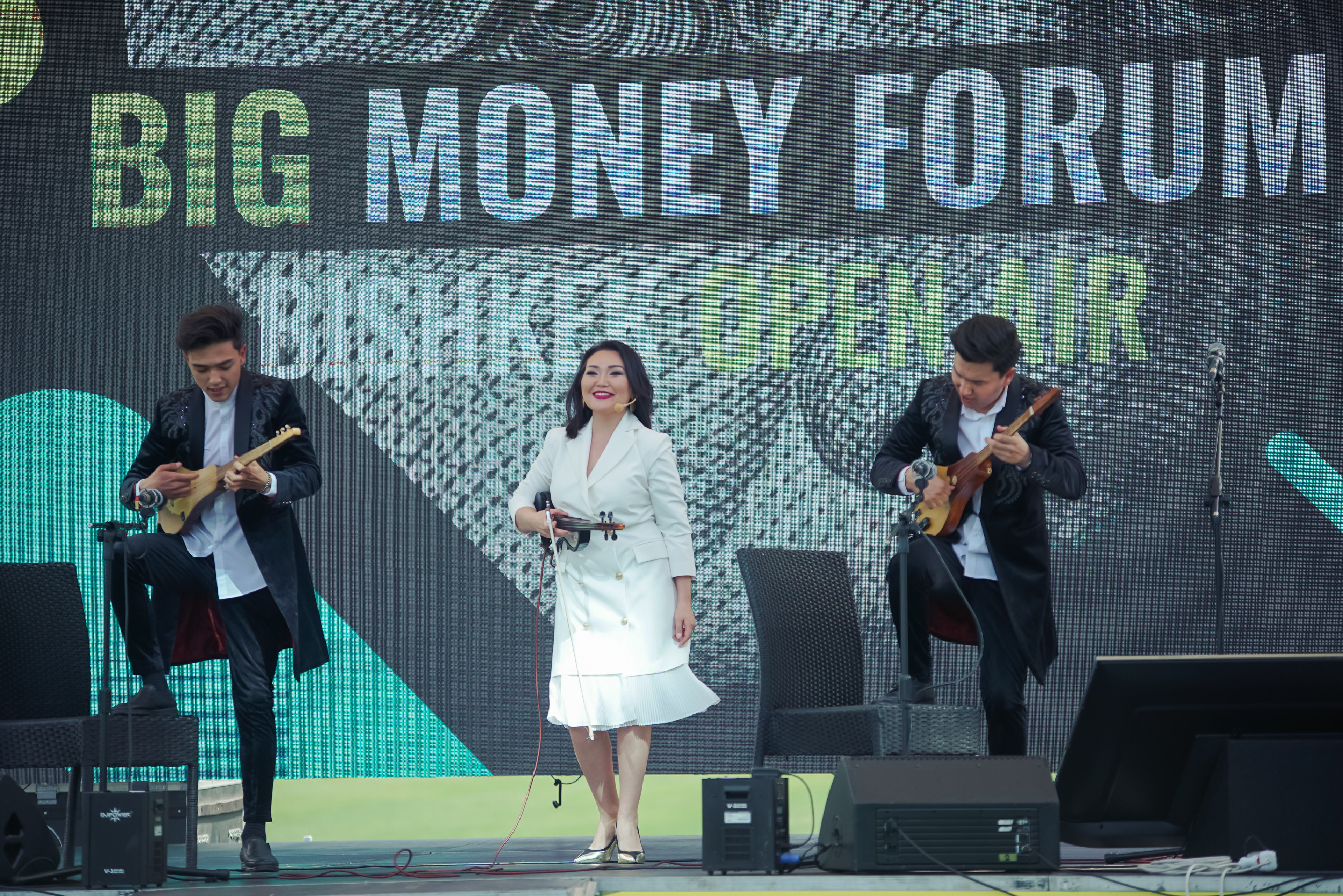 Business forum. Toktonaliev.com.kg, Семейный и детский фотограф в Бишкеке