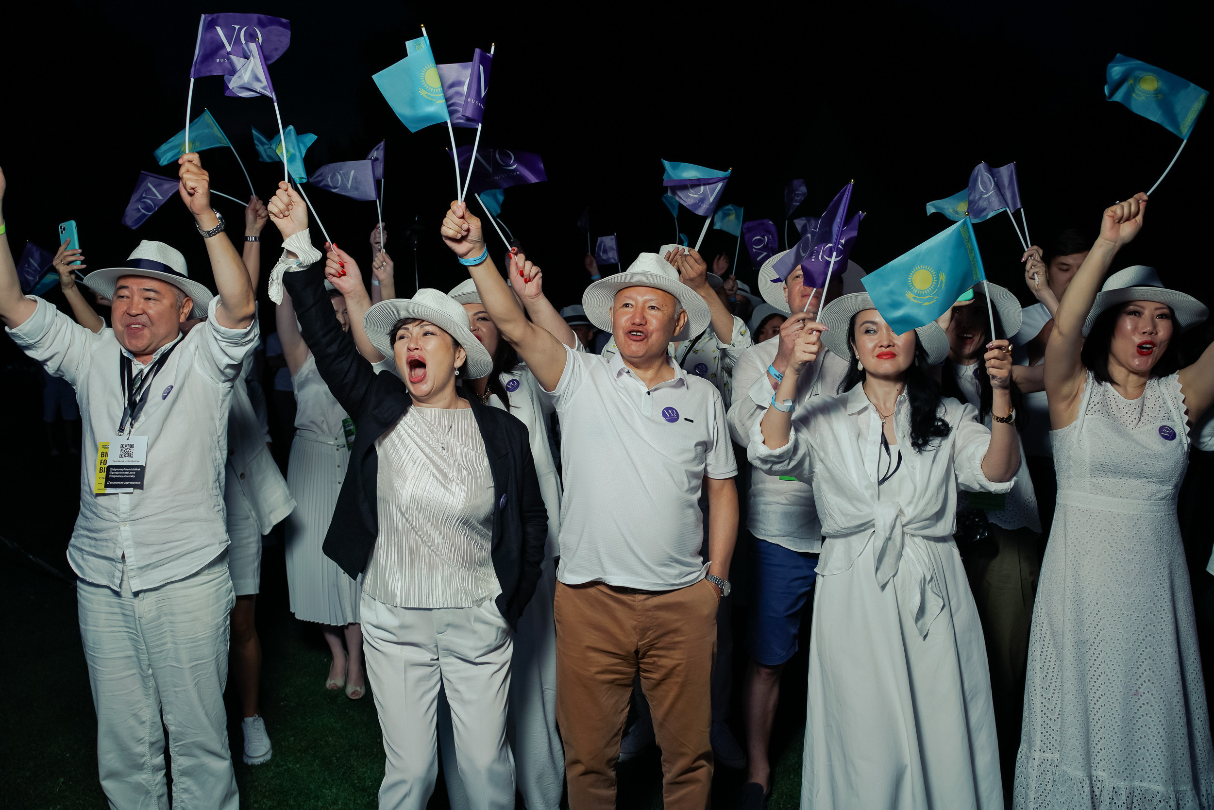 Business forum. Toktonaliev.com.kg, Семейный и детский фотограф в Бишкеке