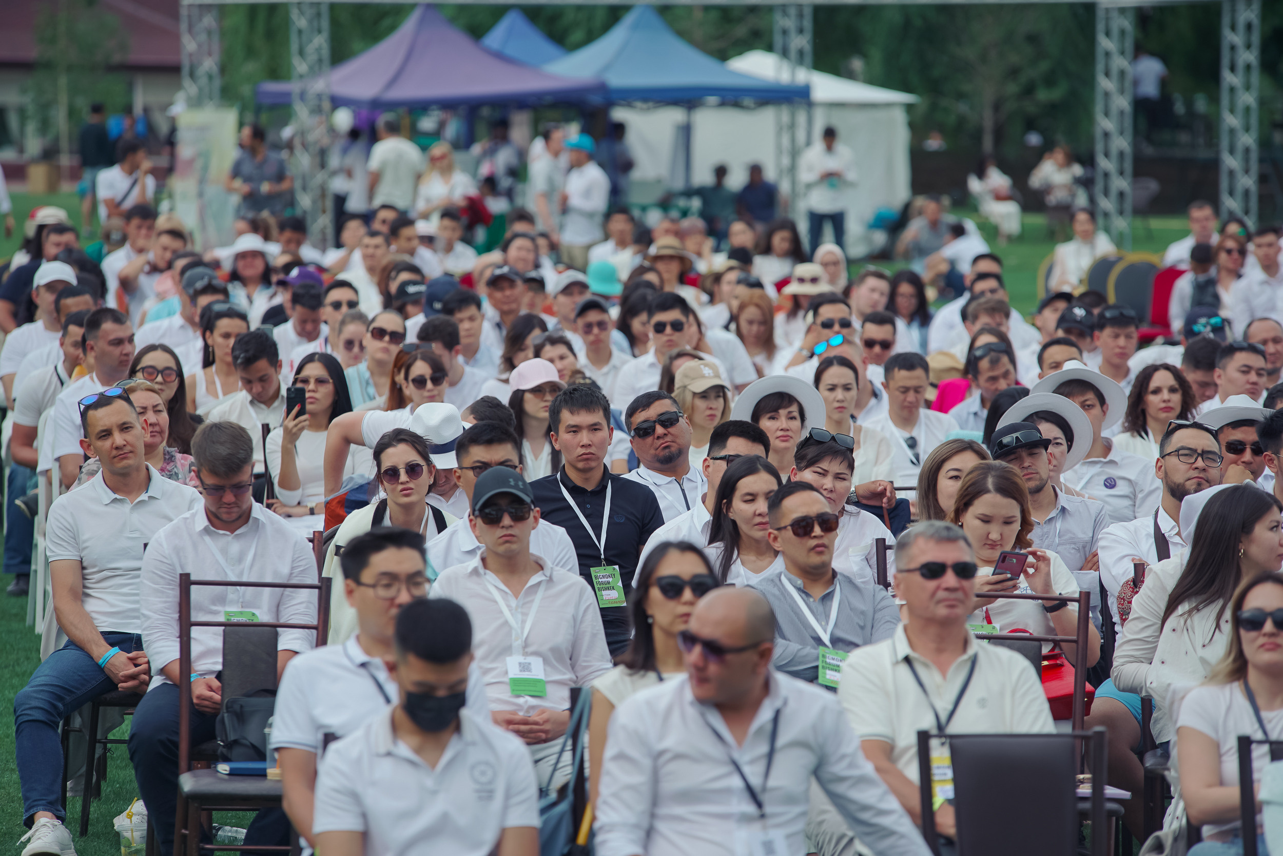 Business forum. Toktonaliev.com.kg, Семейный и детский фотограф в Бишкеке