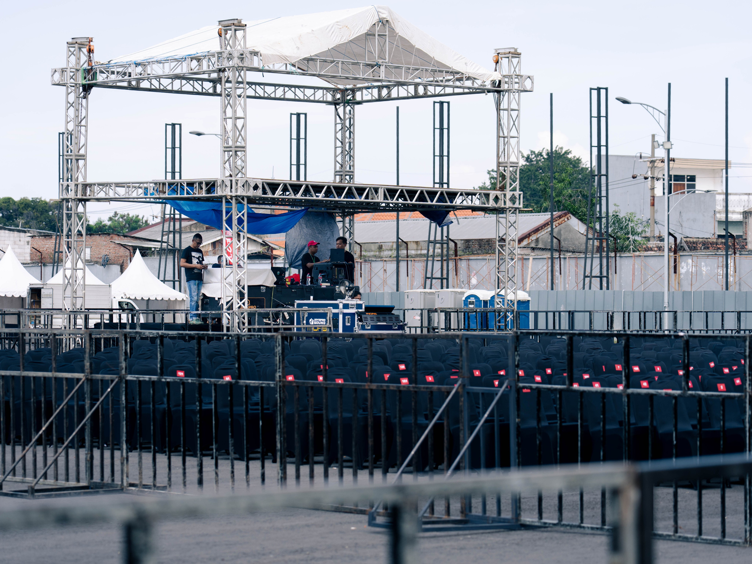 Laskar Cinta Concert — Behind The Scenes. Aro Salaka Event Photography