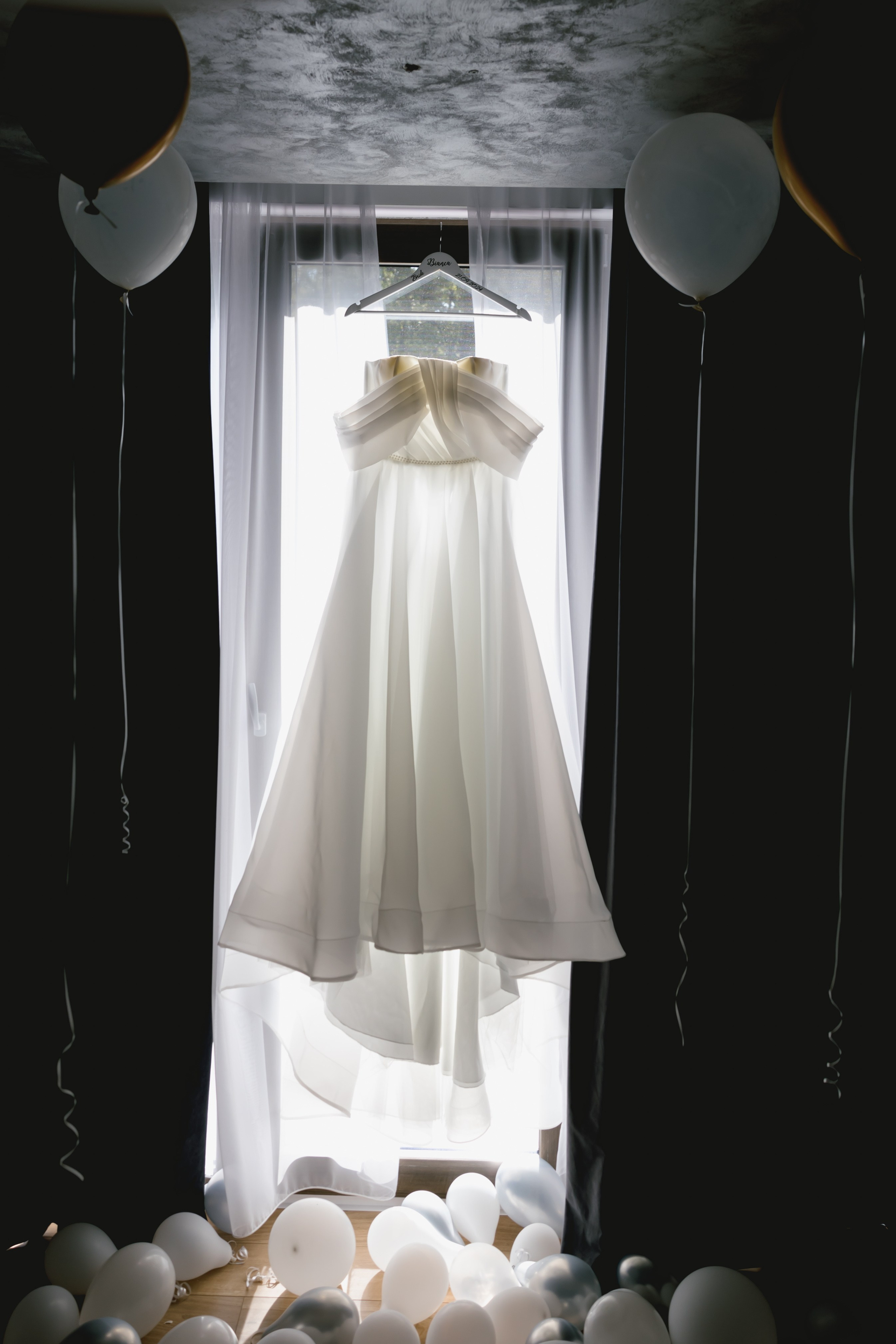 Bianca & Mihnea Pitesti. MDimaFotoStudio. Fotograf de nuntă, evenimente private și de familie