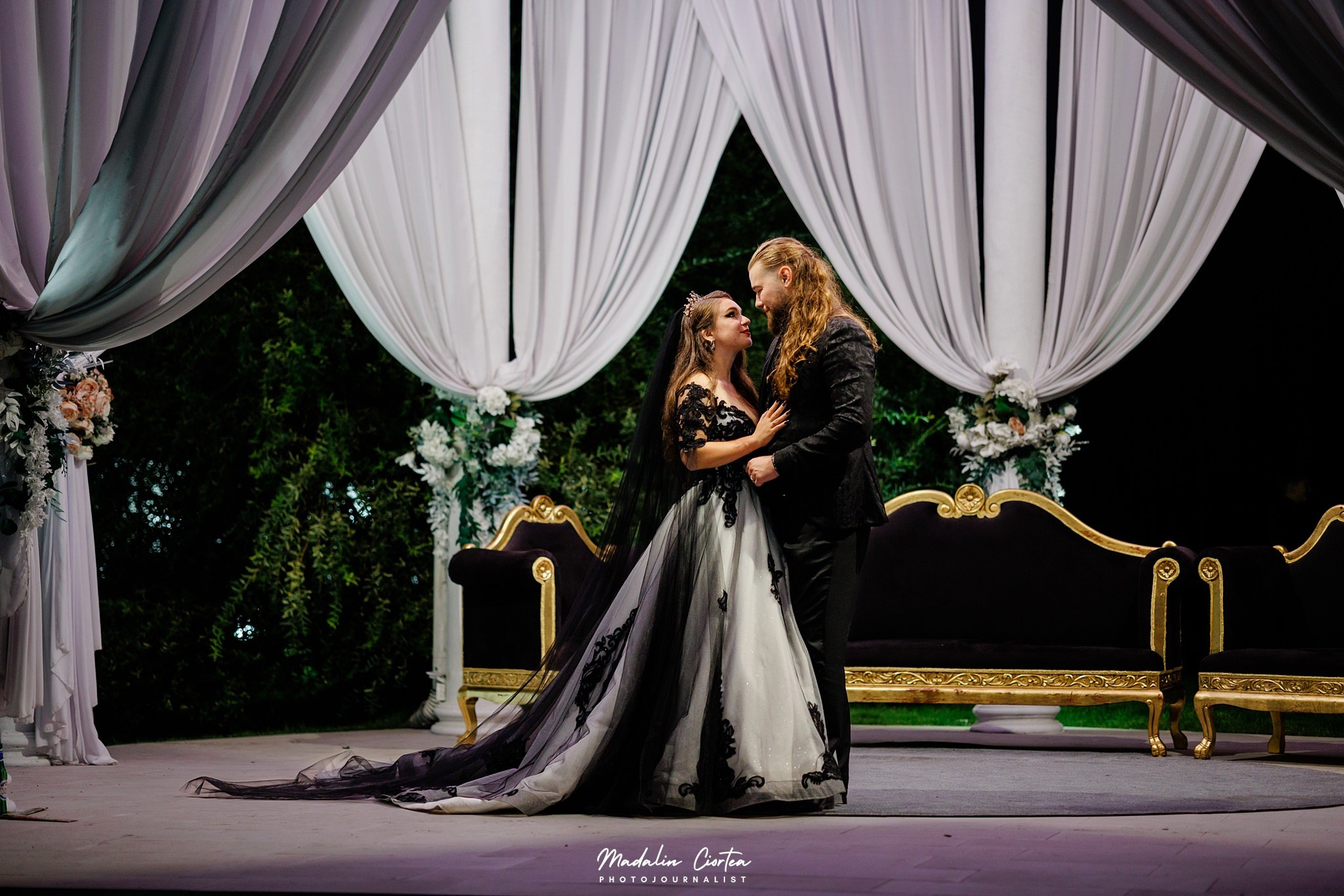 Nunta Diana si Bogdan | Black Wedding | Alba Iulia. Mădălin Ciortea - fotograf de nuntă și de familie | Dream Art Events