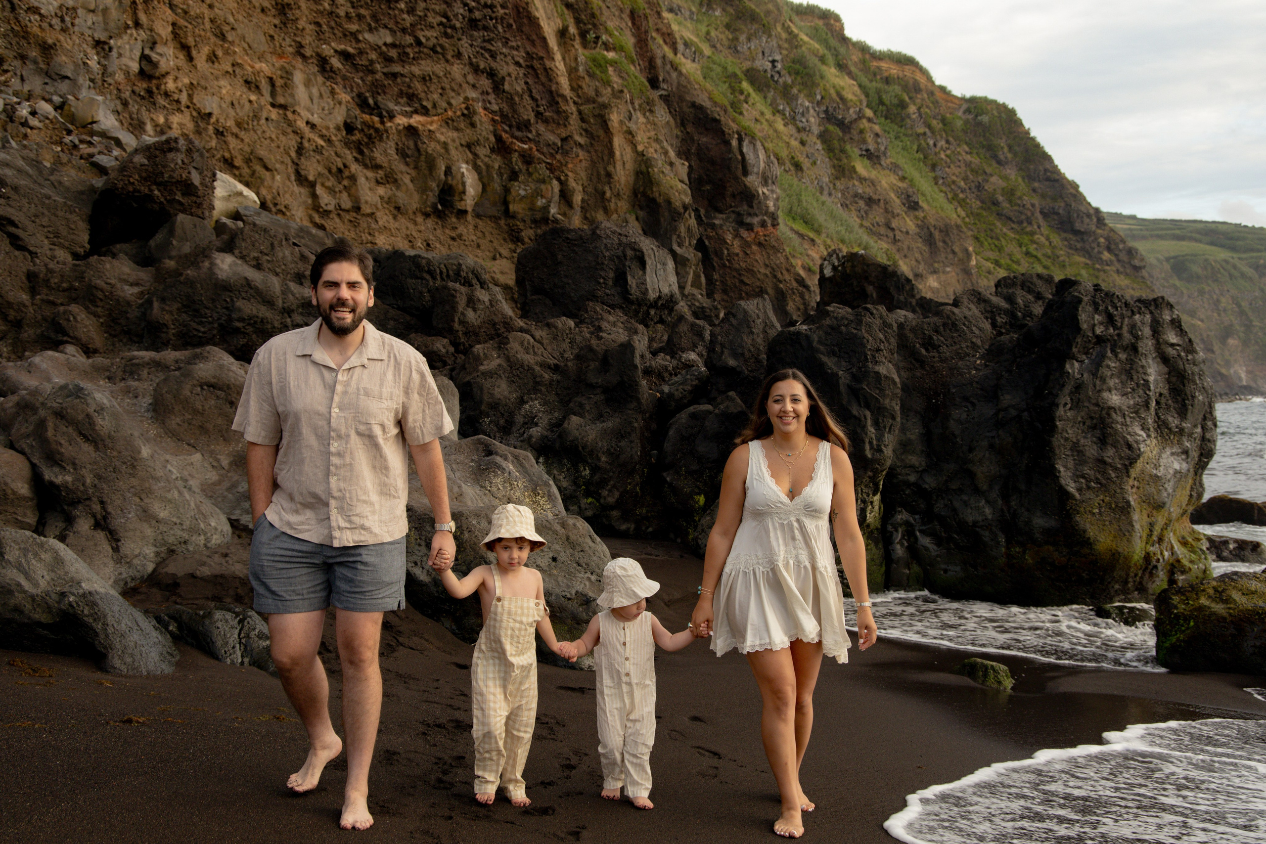 Jessica, Brian, Theo & Charlie. IRINA KALMYKOVA | PHOTOGRAPHER AZORES