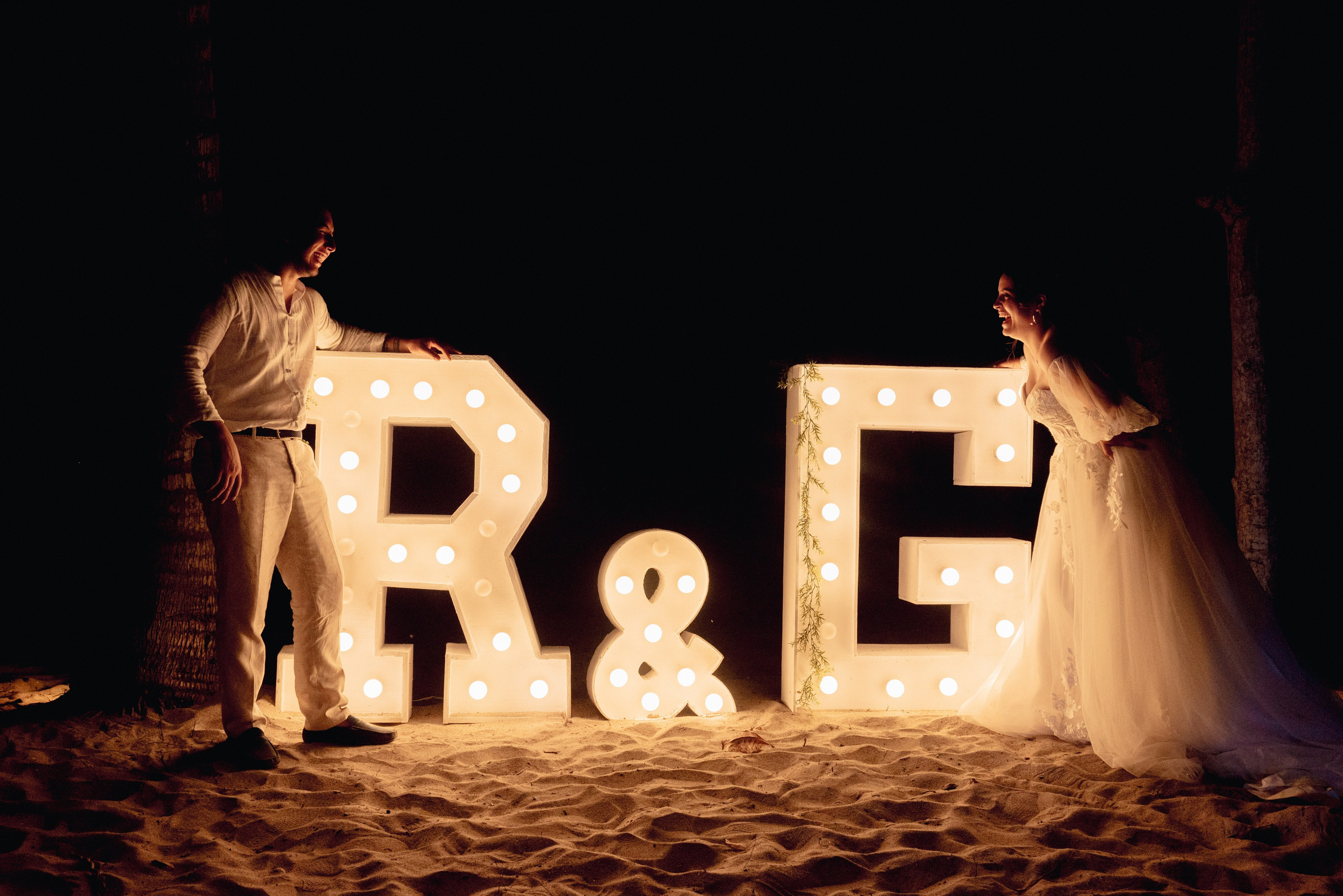 Boda en Playa Mareygua Santa Marta | Fotógrafo de Bodas en la Costa Caribe – BanderArt. Fotógrafos de bodas en Barranquilla, Cartagena y Santa Marta | BanderArt