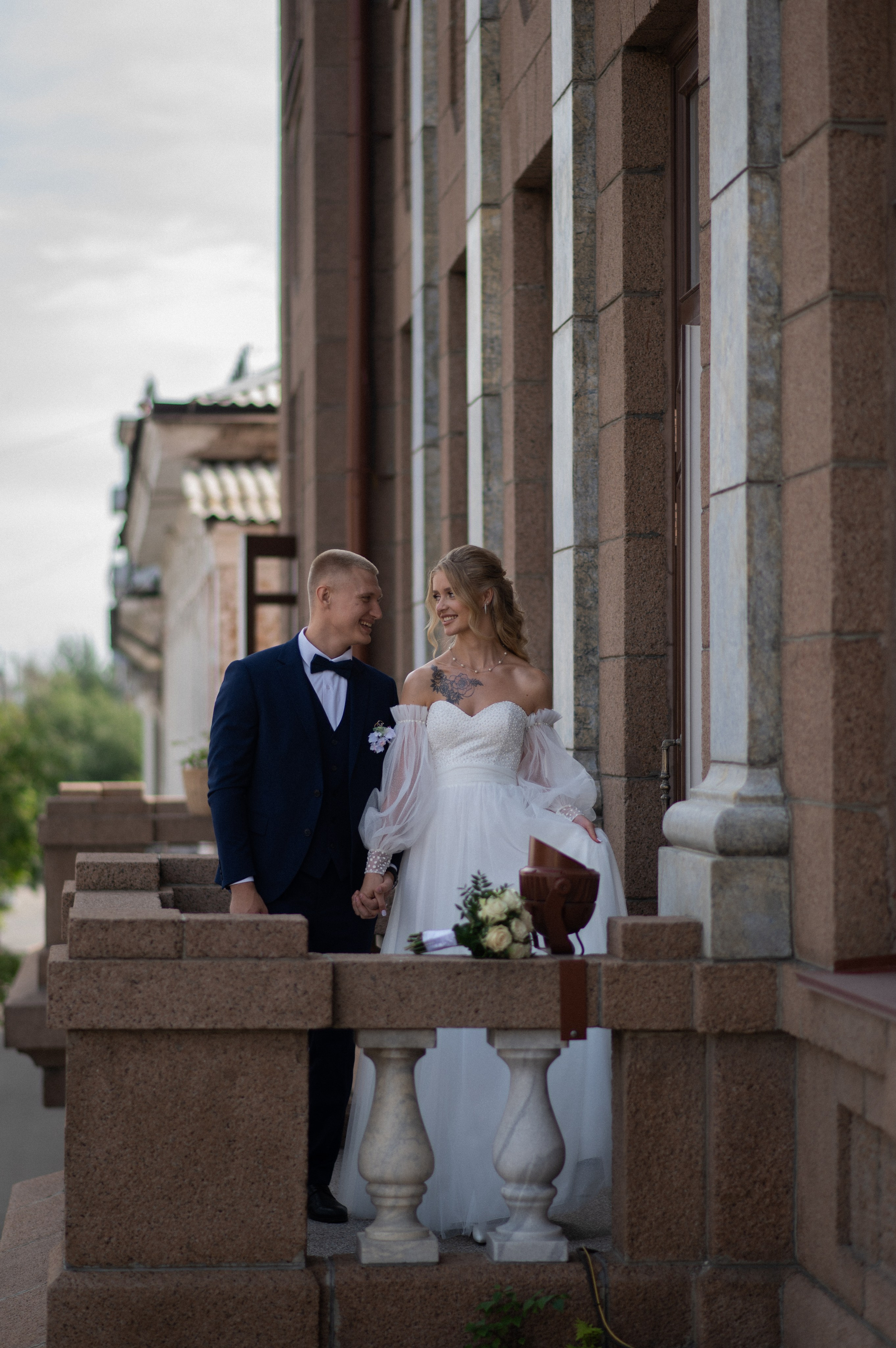 STOP! Wait a minute. Wedding and commercial photographer