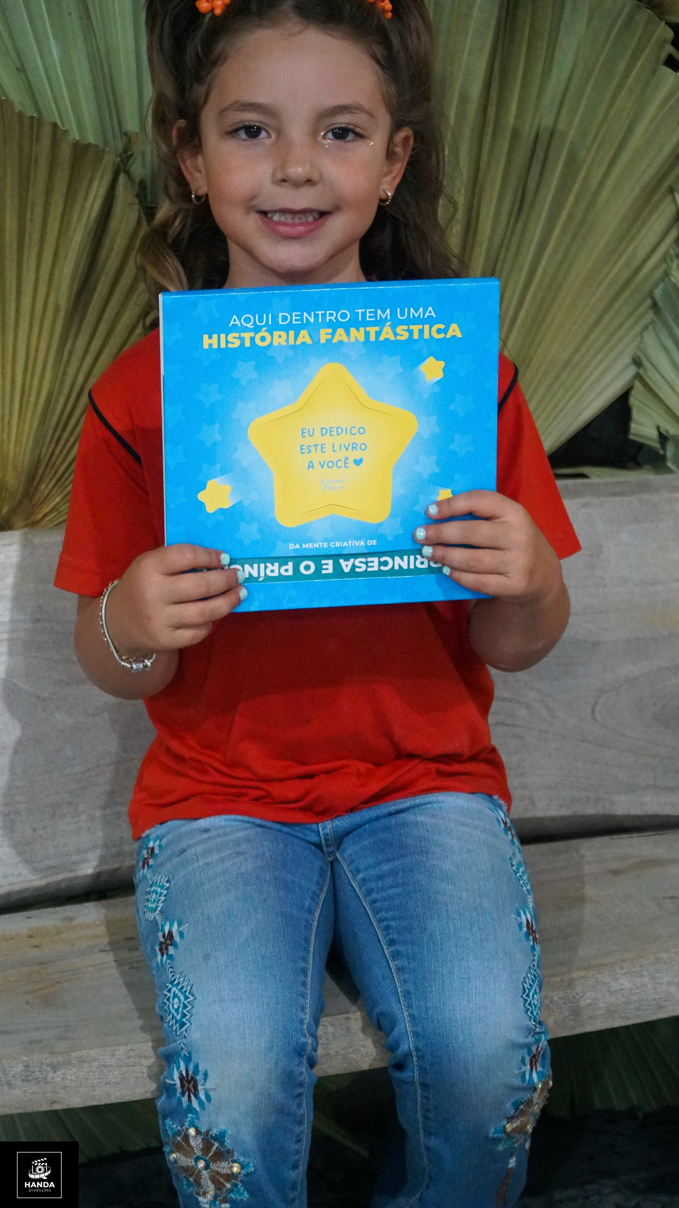 Noite autógrafos colégio Aurélio Buarque de Holanda. Handa Produções