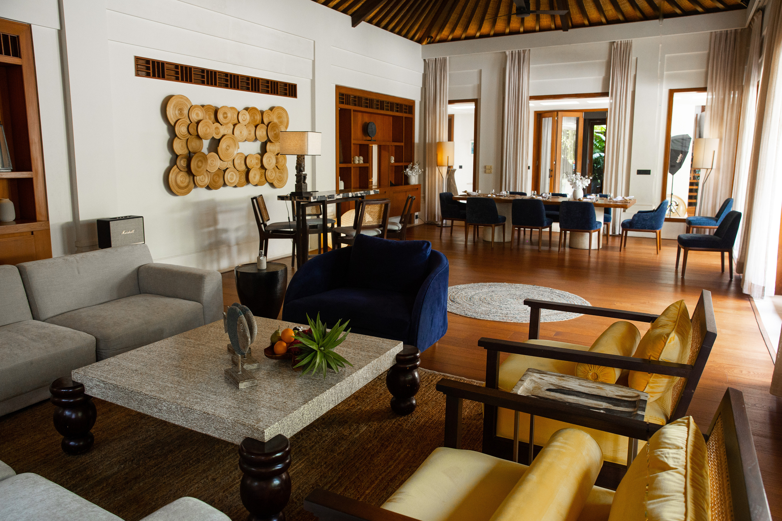 PROPERTY. International Photographer