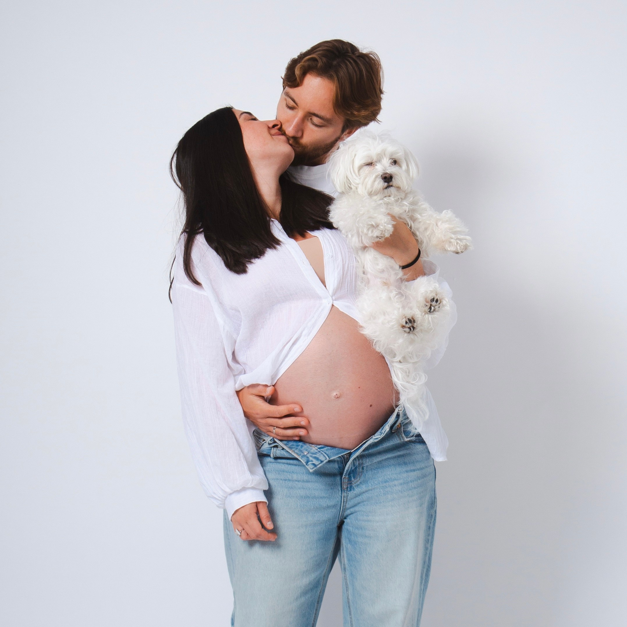 Couples & expecting parents. Self-portrait photo studio in Paphos | SELFME