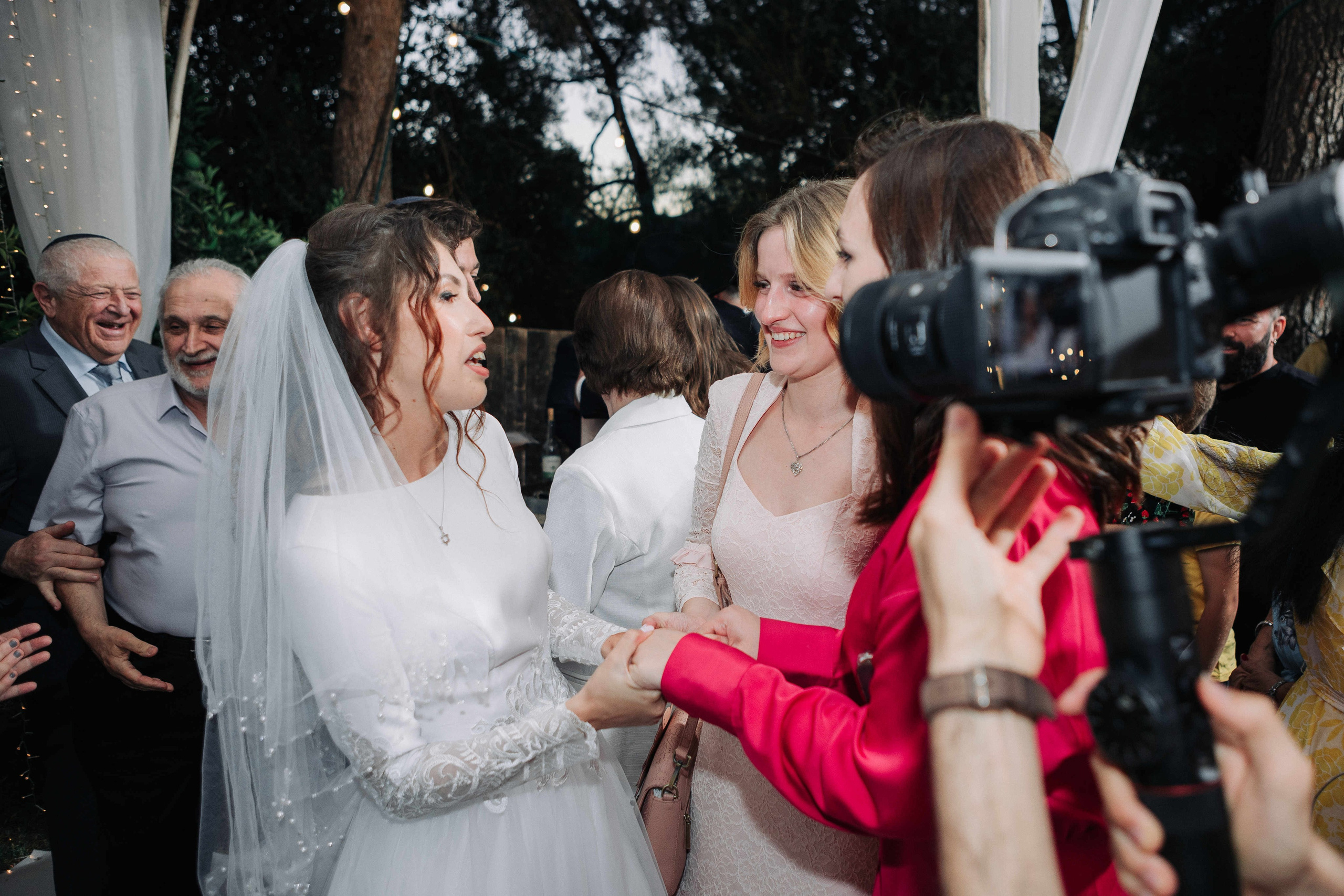 WEDDING OUT OF CITY. PHOTOGRAPHER IN ISRAEL