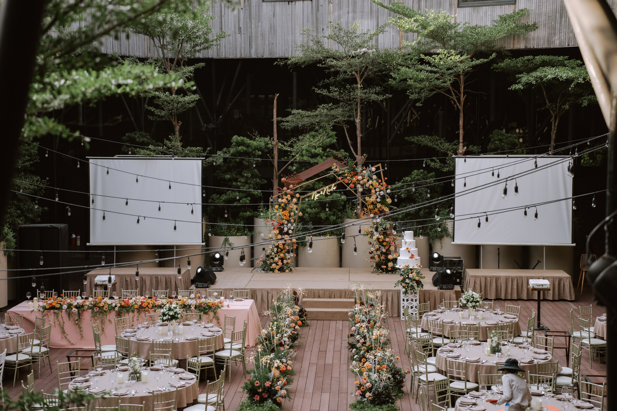 NICOLAS & LUCIE. WEDDING PHOTOGRAPHER IN VIETNAM