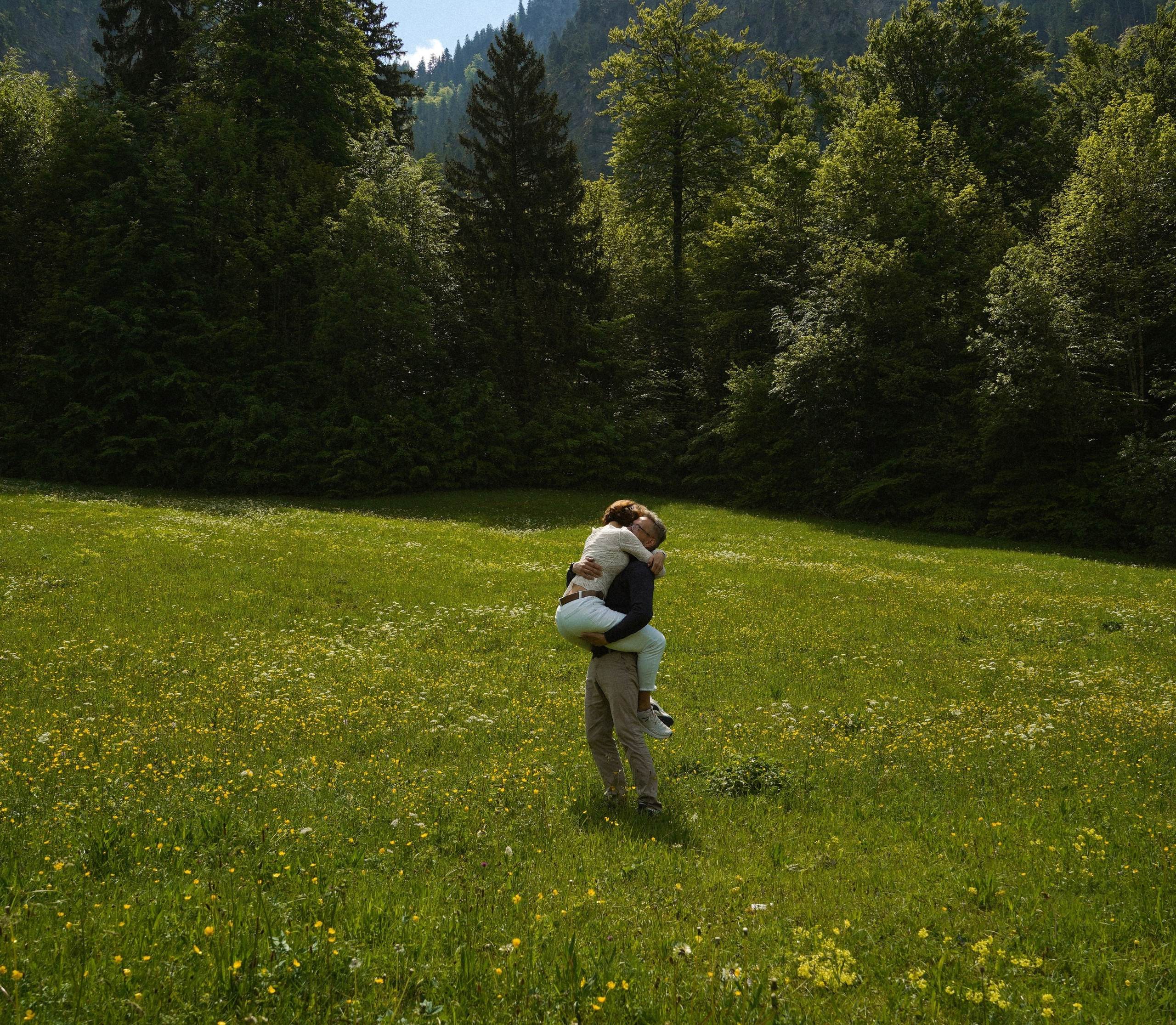 Castle Neuschwanstein / Schwangau. Couple & wedding photographer based in Bavaria Germany Alps I ForLoveLegends