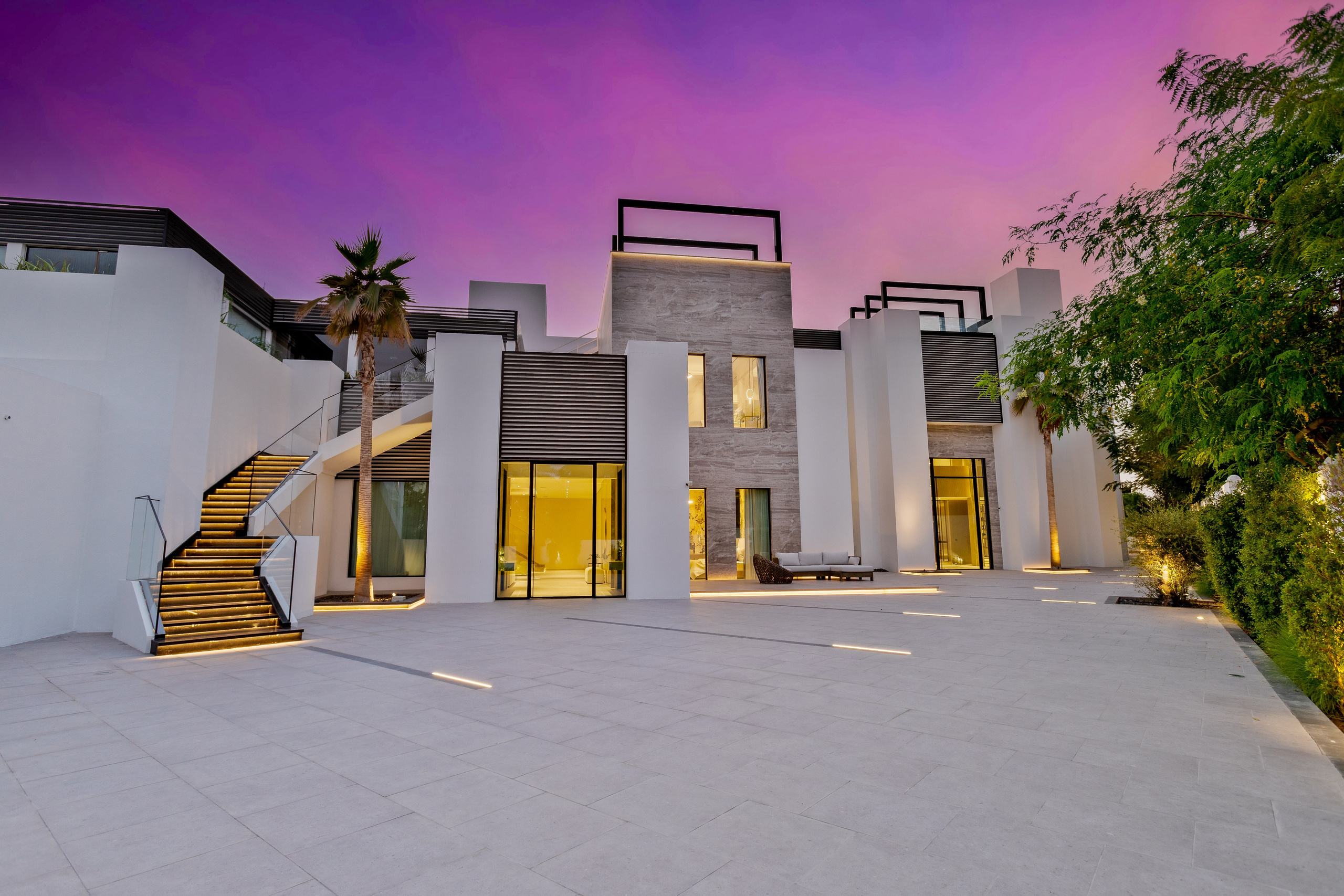 Luxury Villa — Emirates Hill. Samy Mar Boy │Portrait, Automotive and Real Estate Photographer