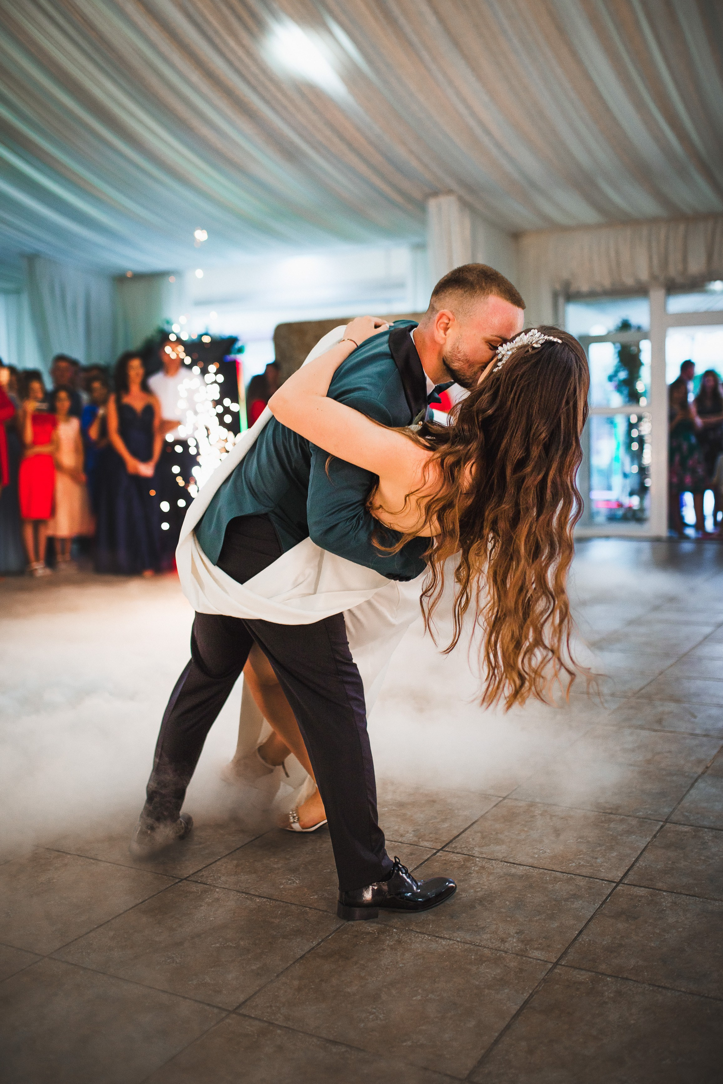 Denisa & Mădălin. Vlad Aconstantinesei Photographer