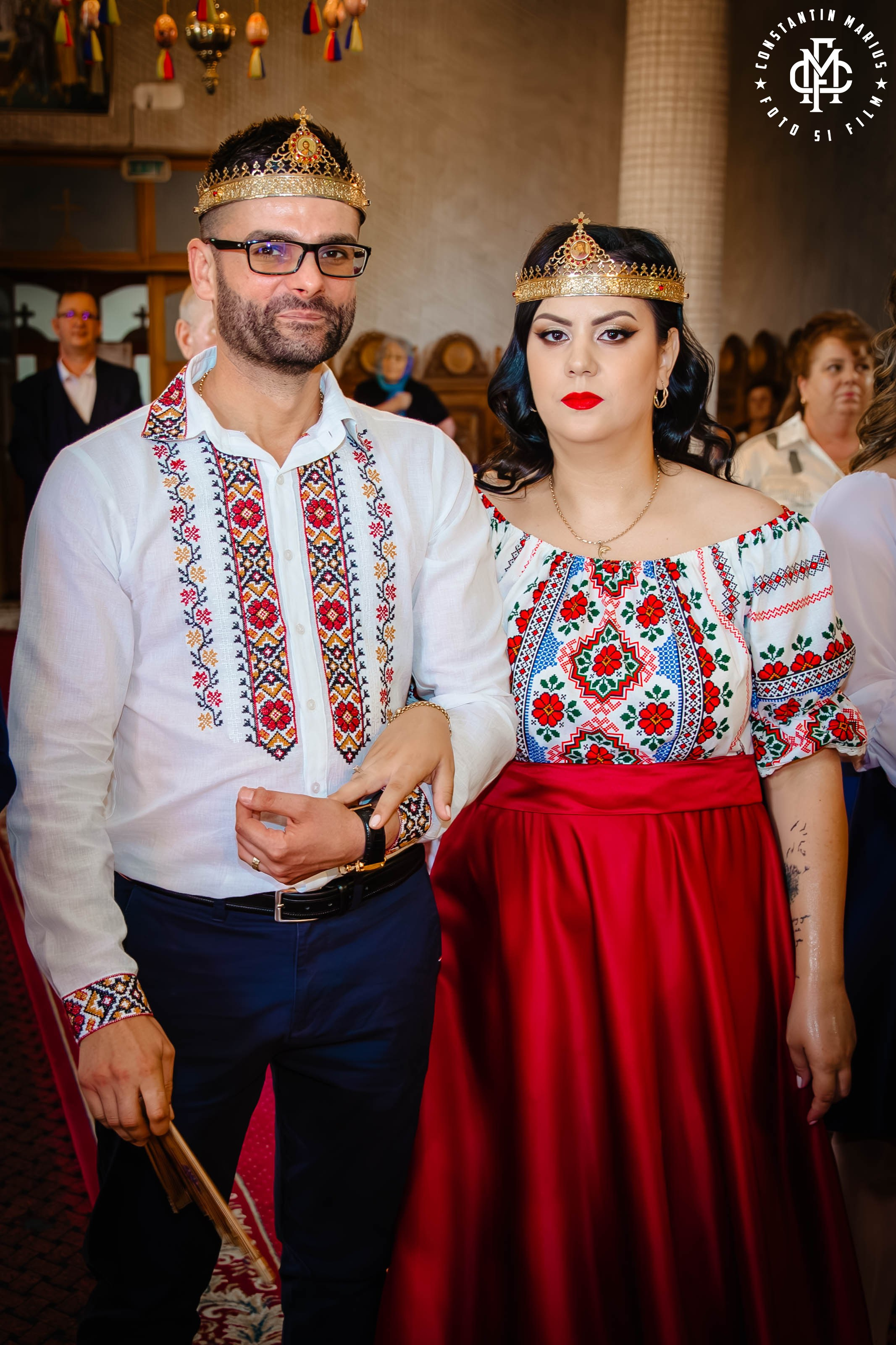 WEDDING PHOTOGRAPHY. DESPRE NOI