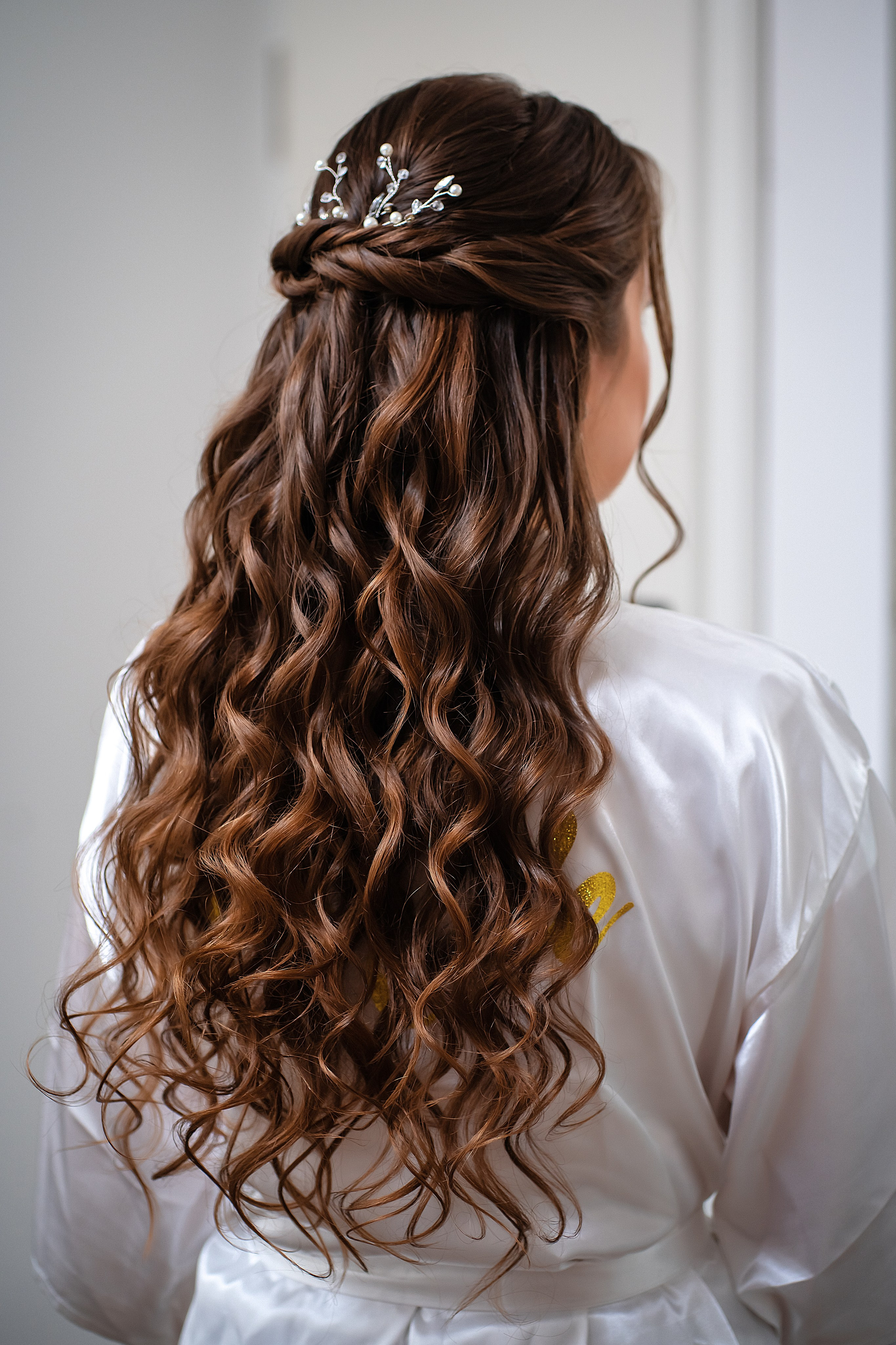 Haarstyling. Brautstylistin Irina, in Hamburg und Umgebung