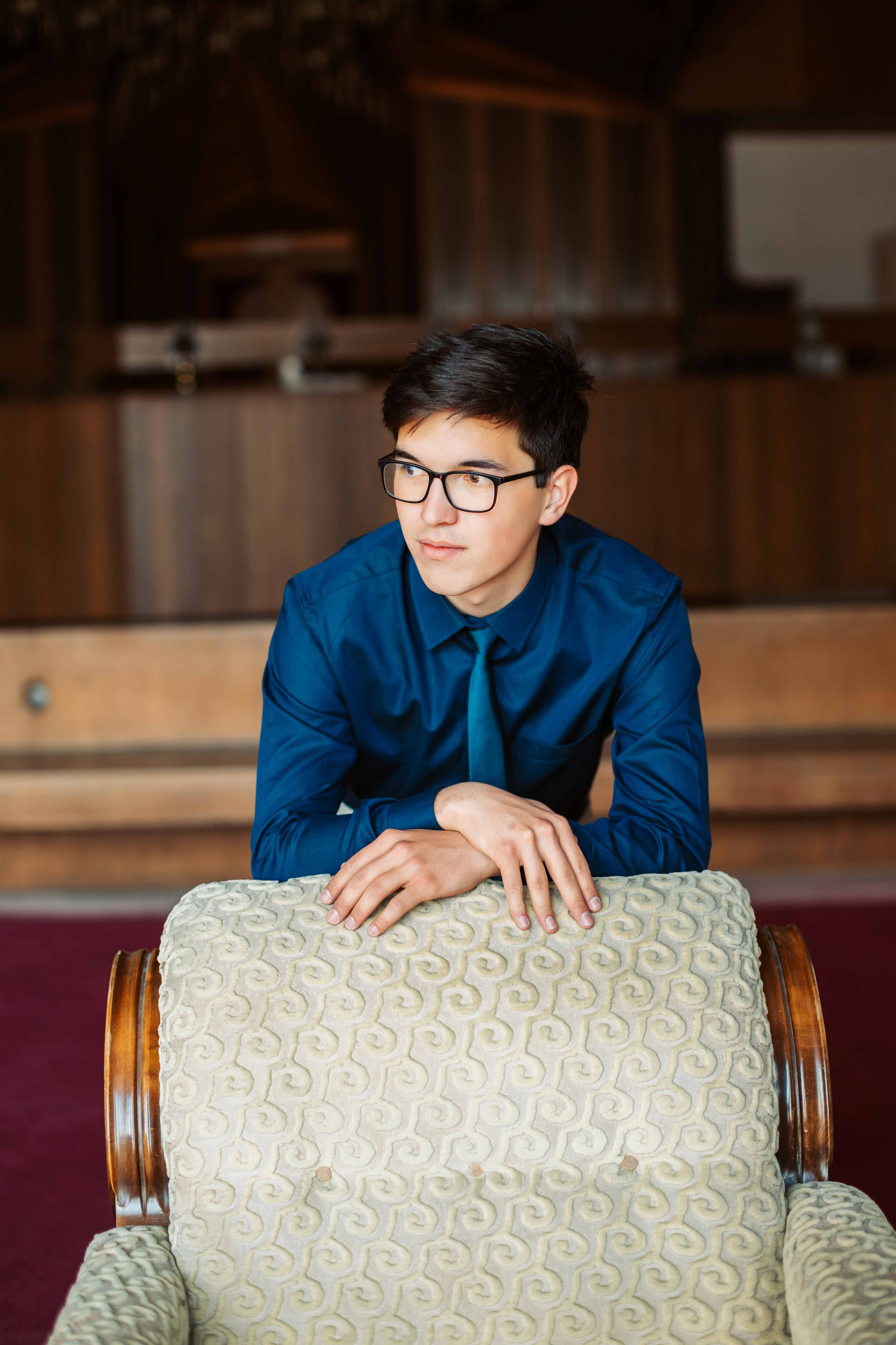 12C — Unirea. Contrast Studio