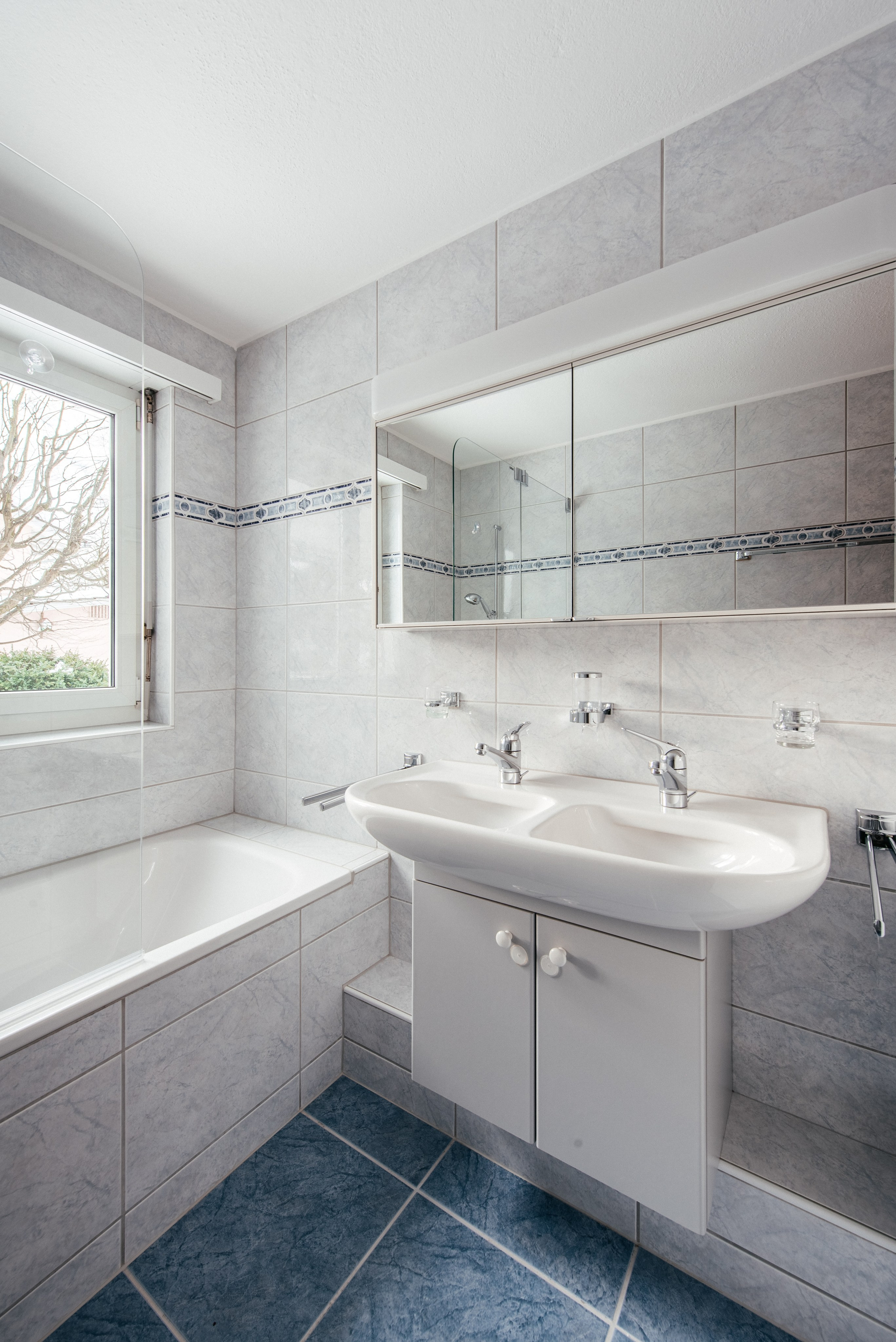 Wohnung, WINDISCH, AARGAU. Hallo! Ich bin Elena und arbeite als Immobilienfotografin