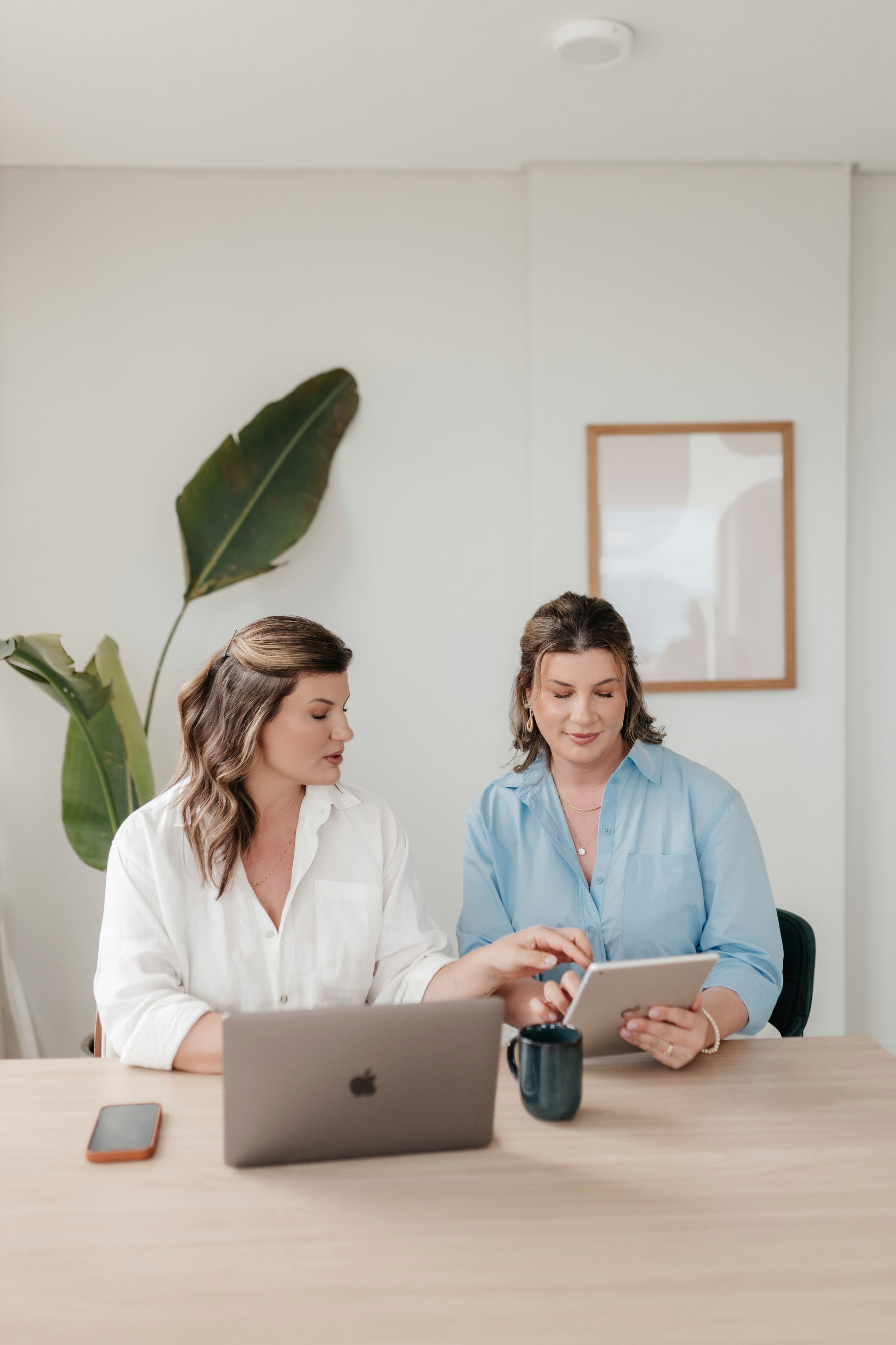 Dra. Adele & Dra. Aline | Dentistas. Coraafotografia.com