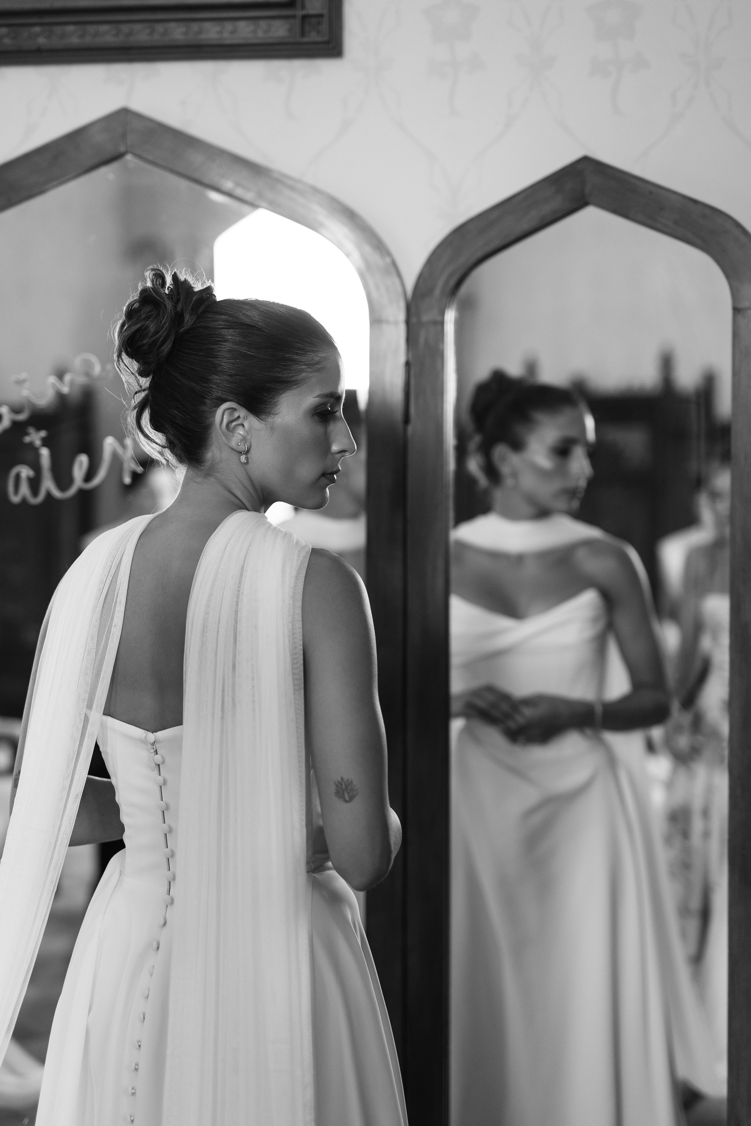 Wedding Photographer Lake Maggiore Como Italy. Wedding Photographer Rome Tuscany Como Sicily Puglia Amalfy Italy- Oksana Savenchuk